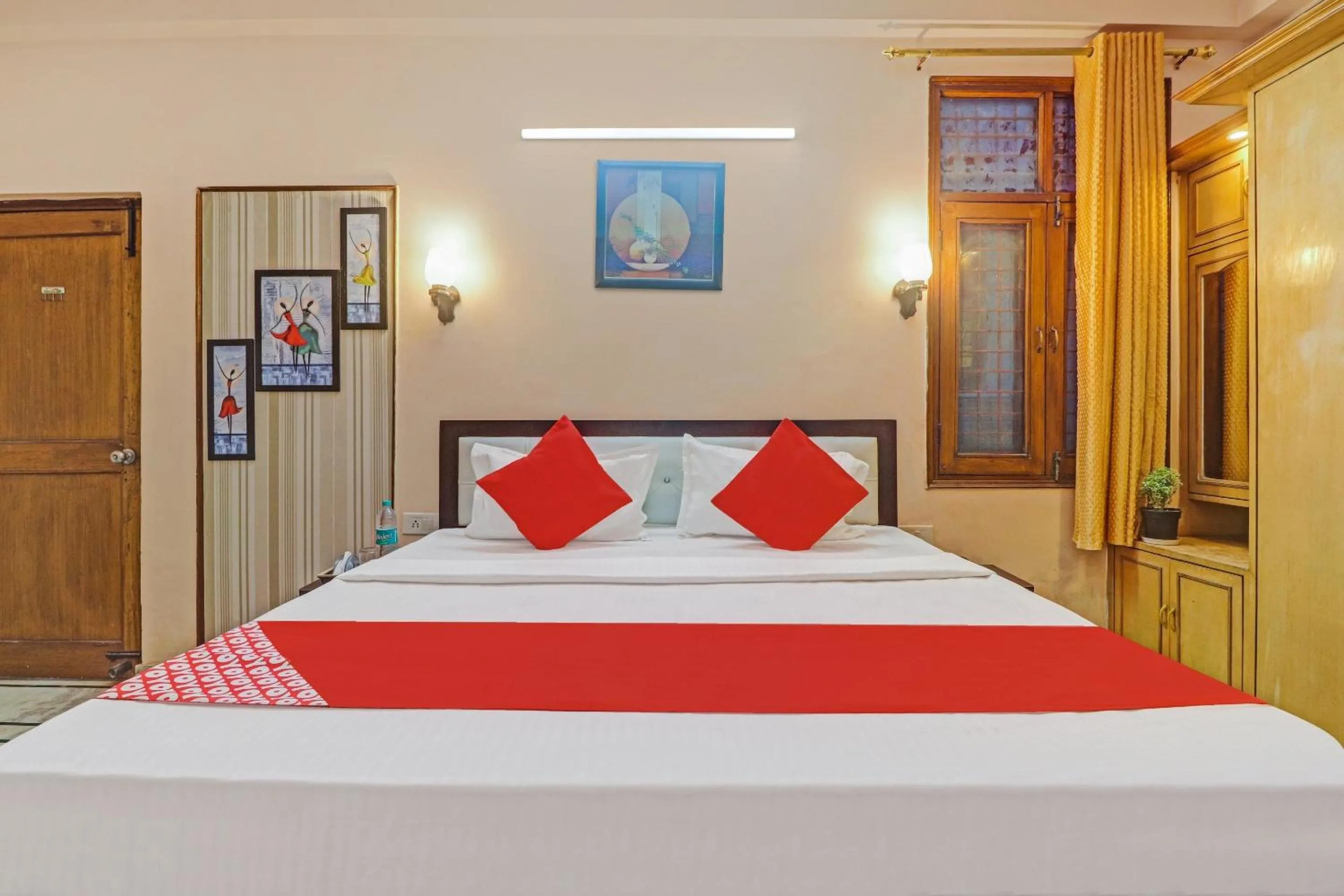 Bedroom, Bed in Super Hotel O Satguru Residency