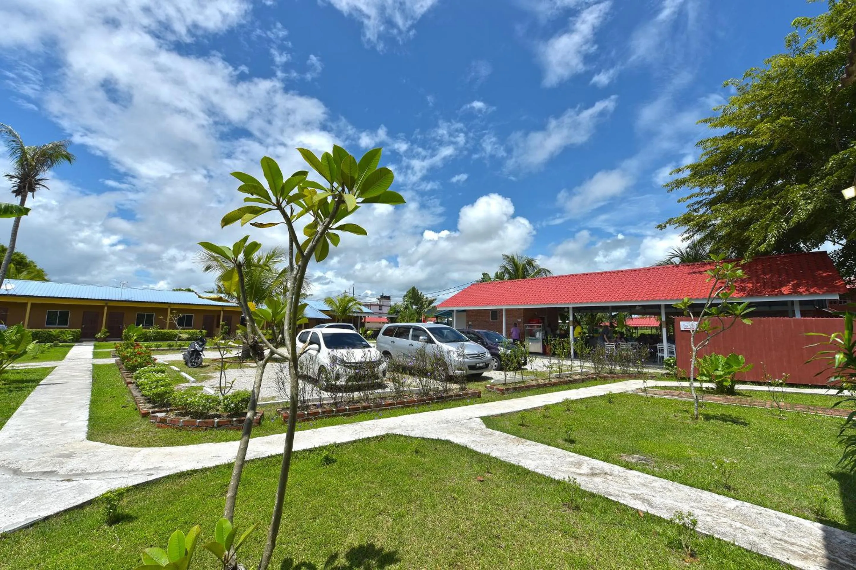 Facade/entrance in Collection O 90622 Sehijau Cenang