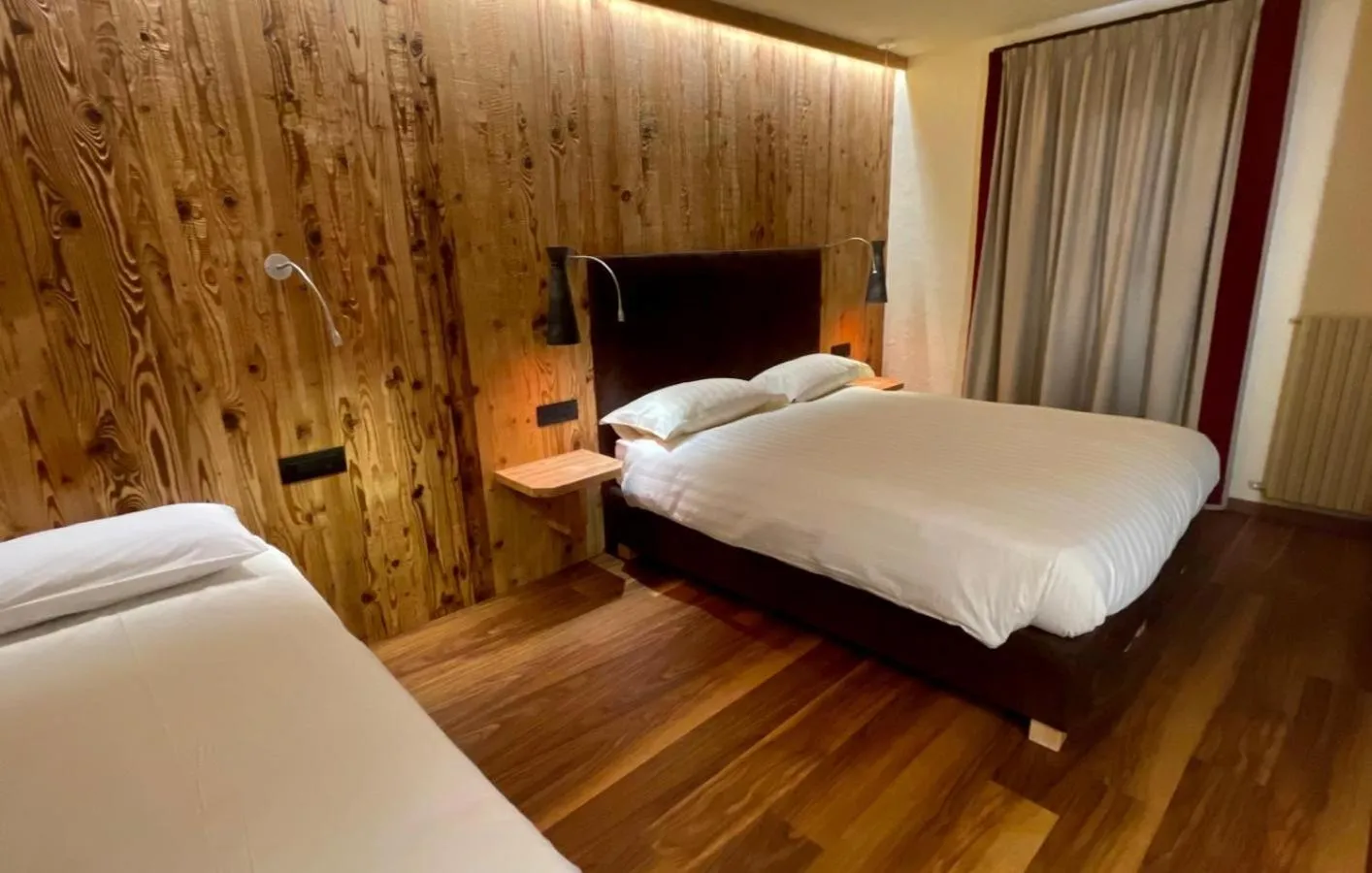 Bed in Hotel Pontiglia