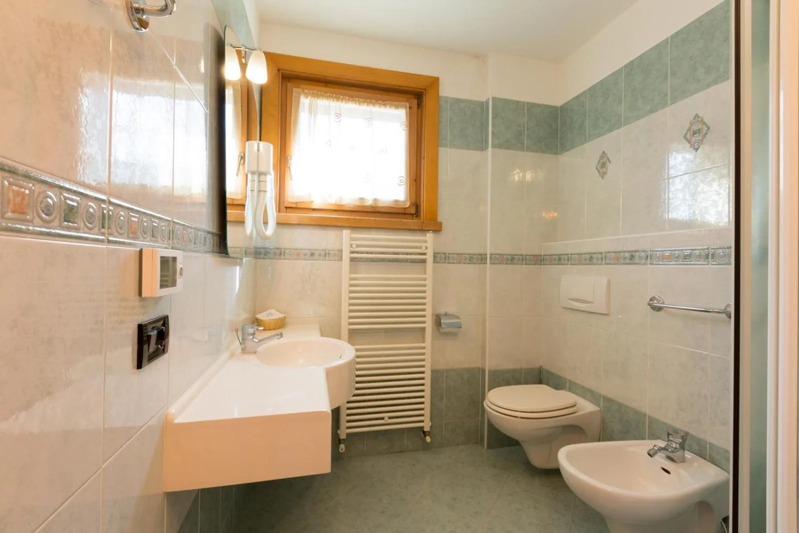 Bathroom in Hotel Pontiglia