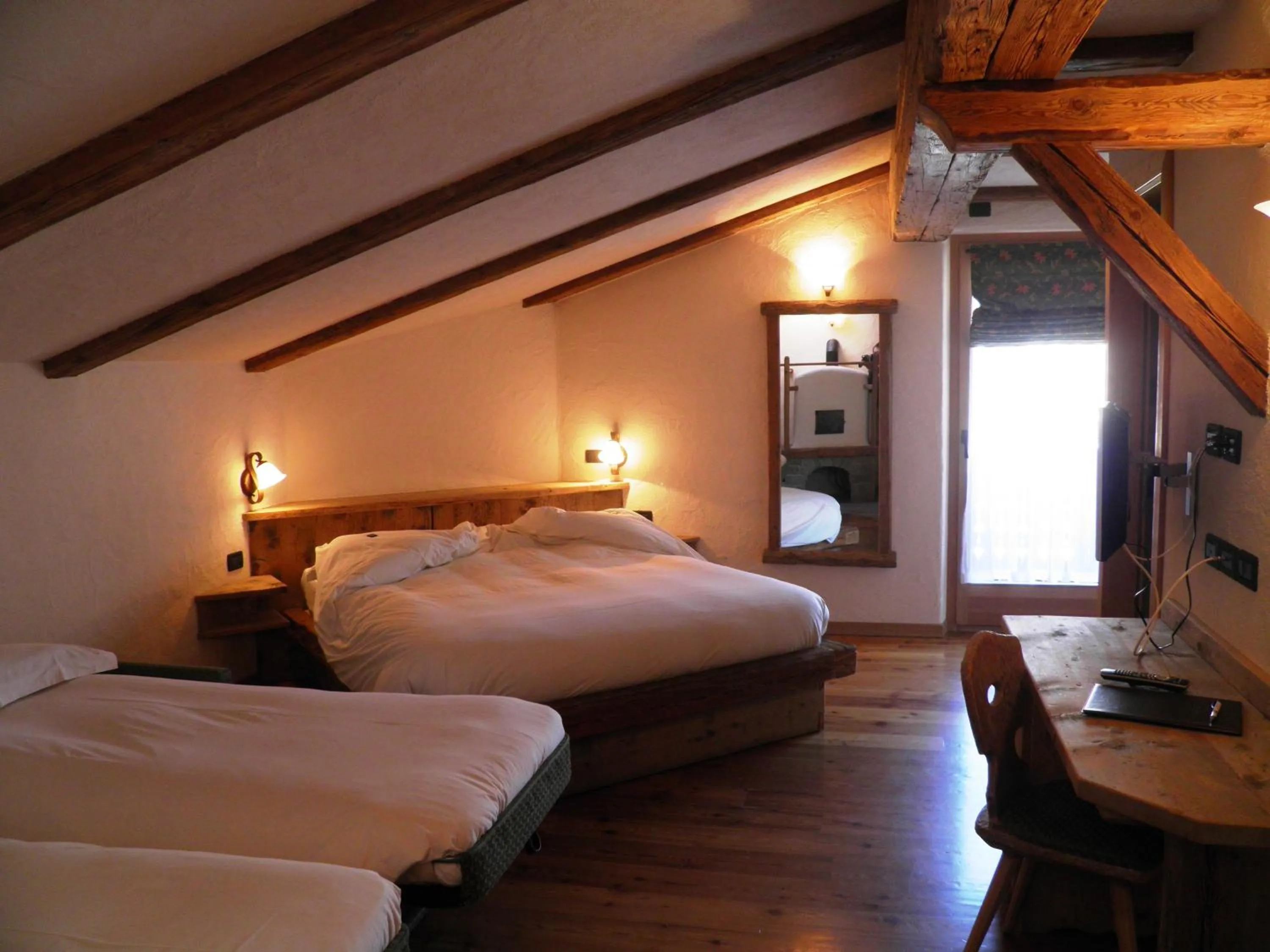 Bed in Hotel Pontiglia