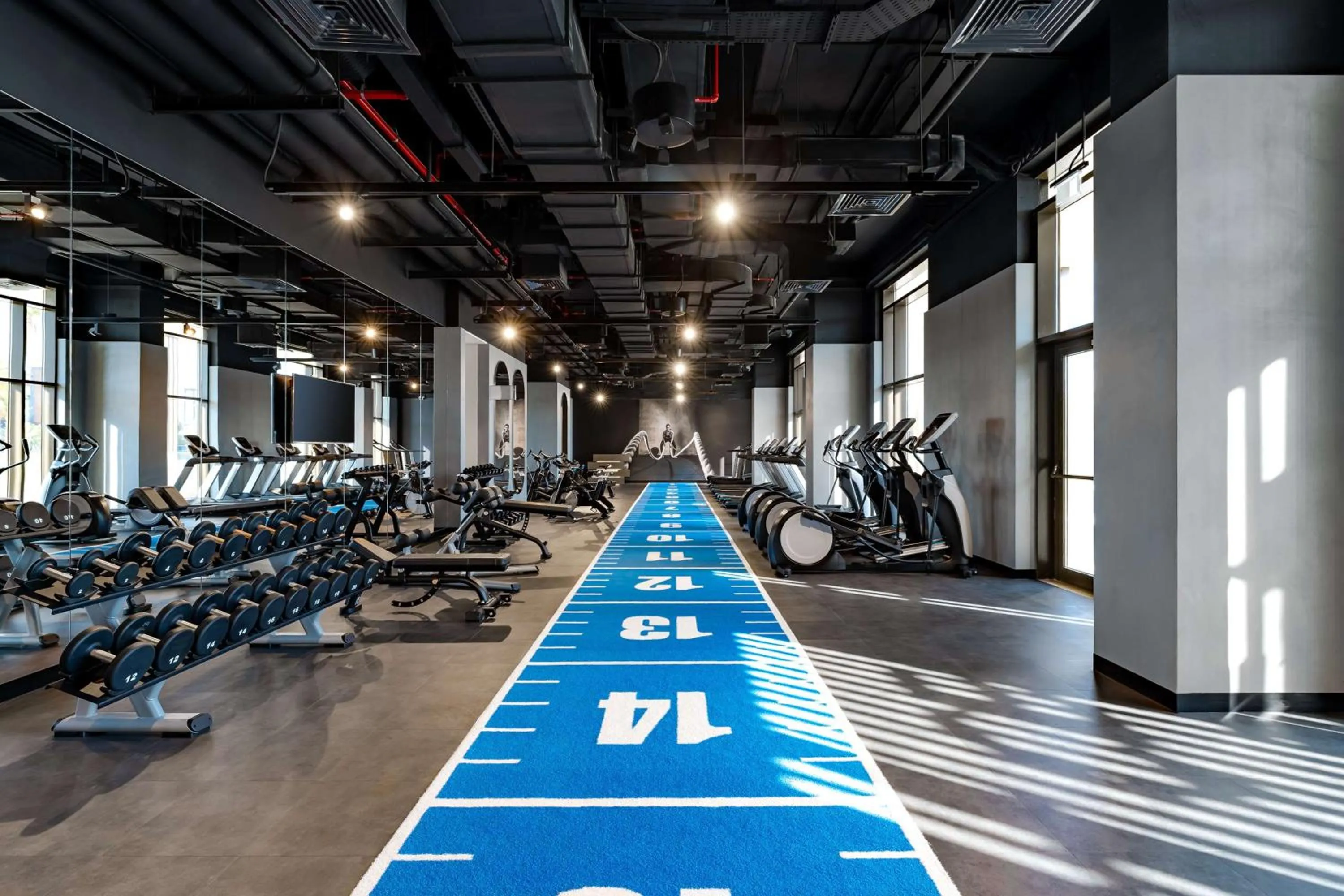 Fitness centre/facilities in Hyatt Centric Jumeirah Dubai