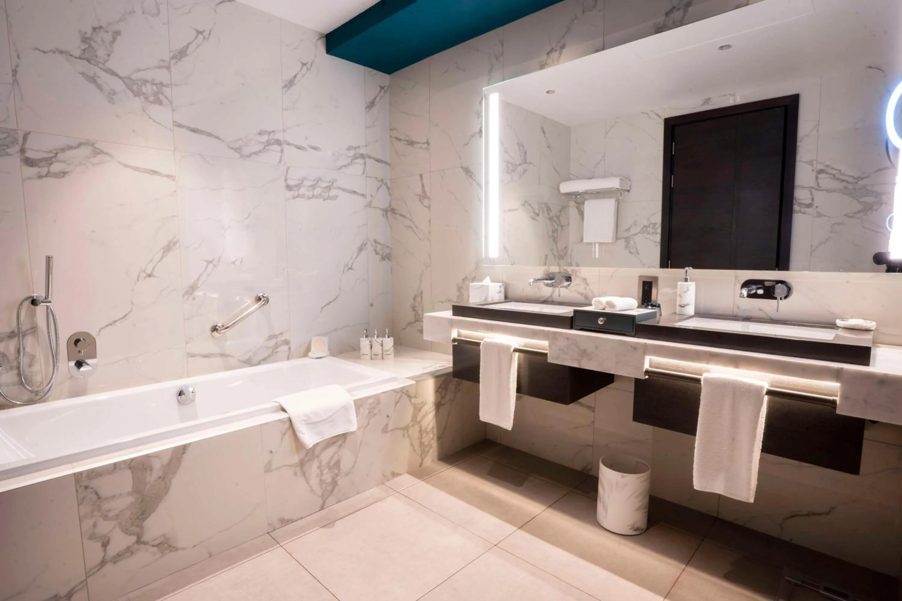 Bathroom in Hyatt Centric Jumeirah Dubai