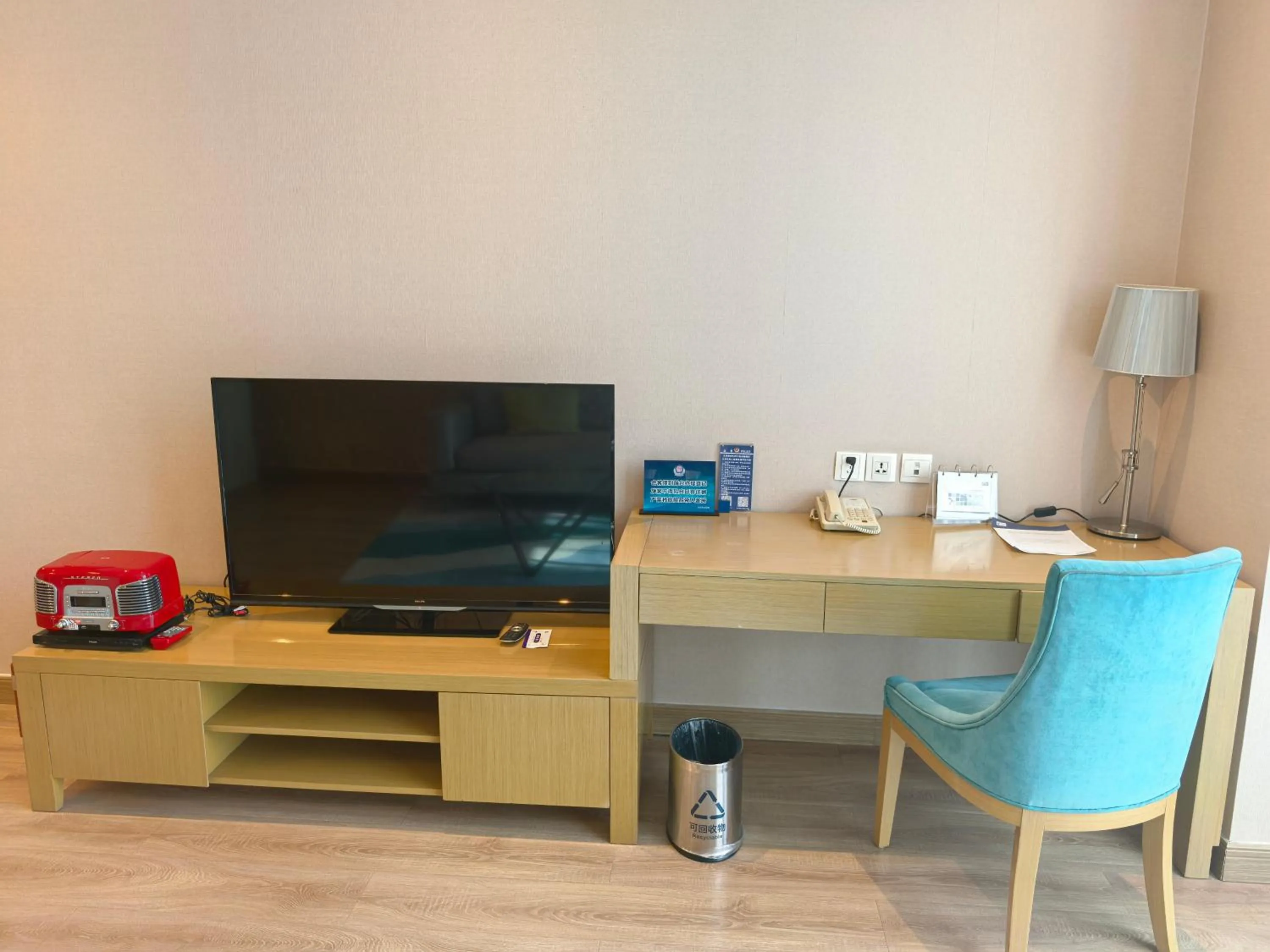 Holiday Inn Express Beijing Yizhuang by IHG - Taxi 1 Hour to International Airport and 800 Meters to the Nearby Subway