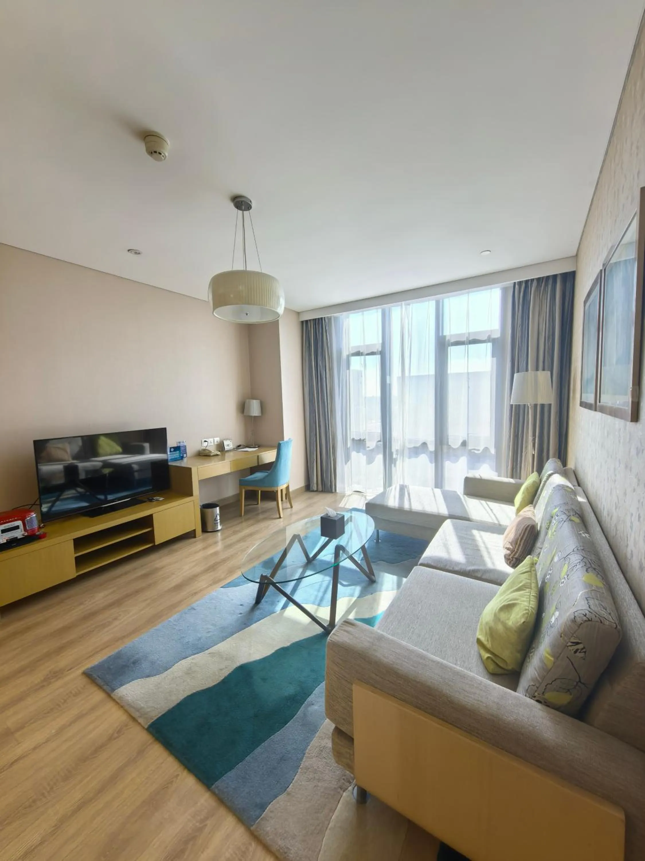 Holiday Inn Express Beijing Yizhuang by IHG - Taxi 1 Hour to International Airport and 800 Meters to the Nearby Subway