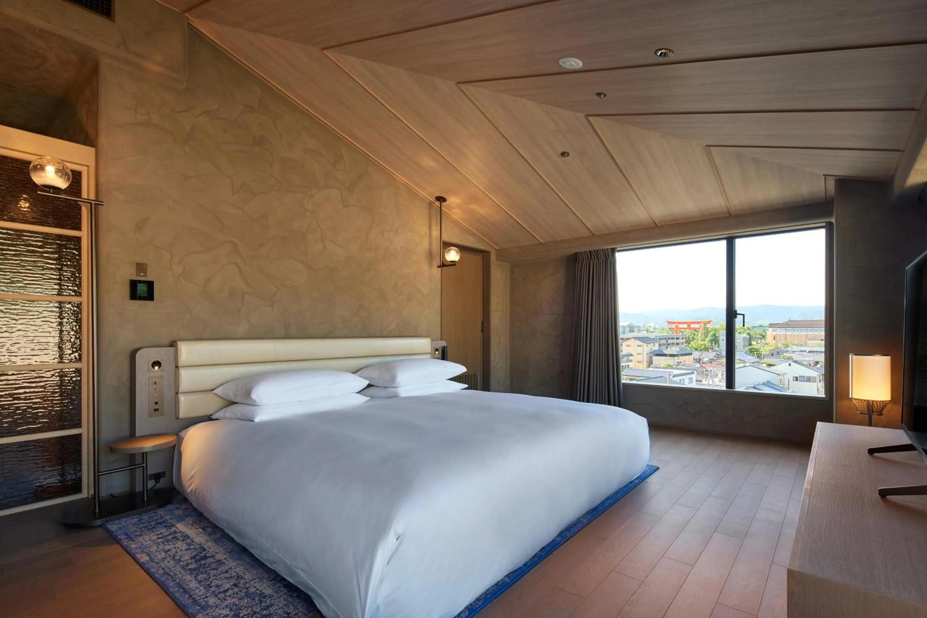 Bed in THE HOTEL HIGASHIYAMA KYOTO TOKYU, A Pan Pacific Hotel