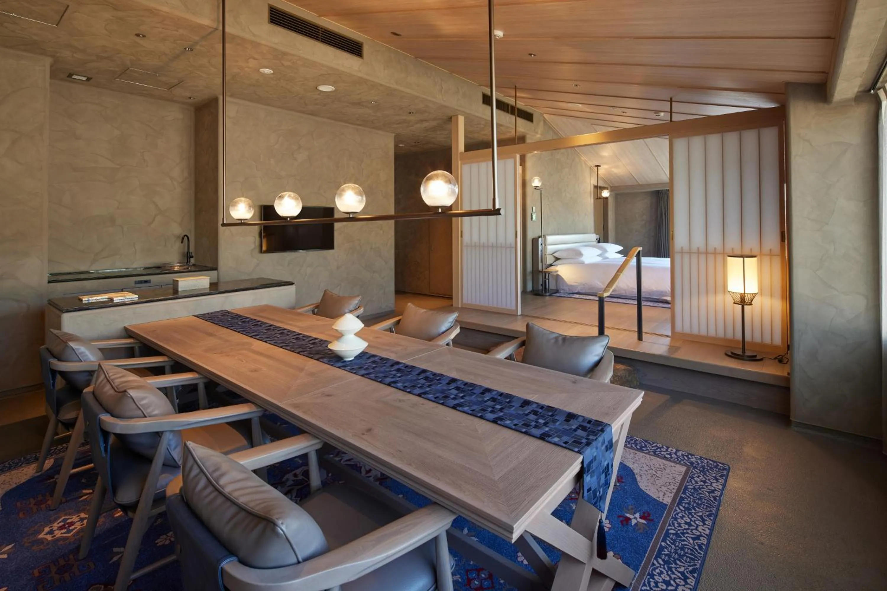 Living room in THE HOTEL HIGASHIYAMA KYOTO TOKYU, A Pan Pacific Hotel