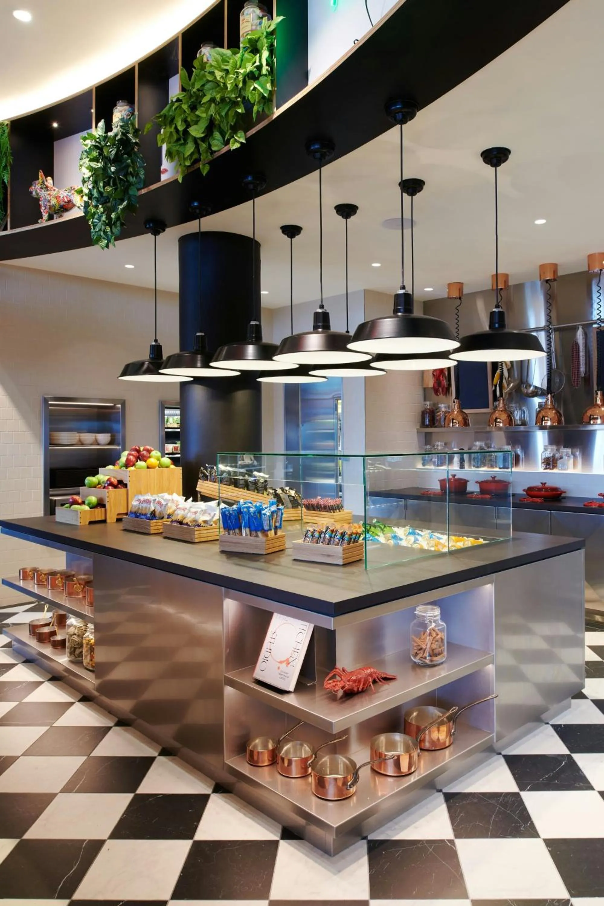 Restaurant/places to eat in citizenM Miami World Center