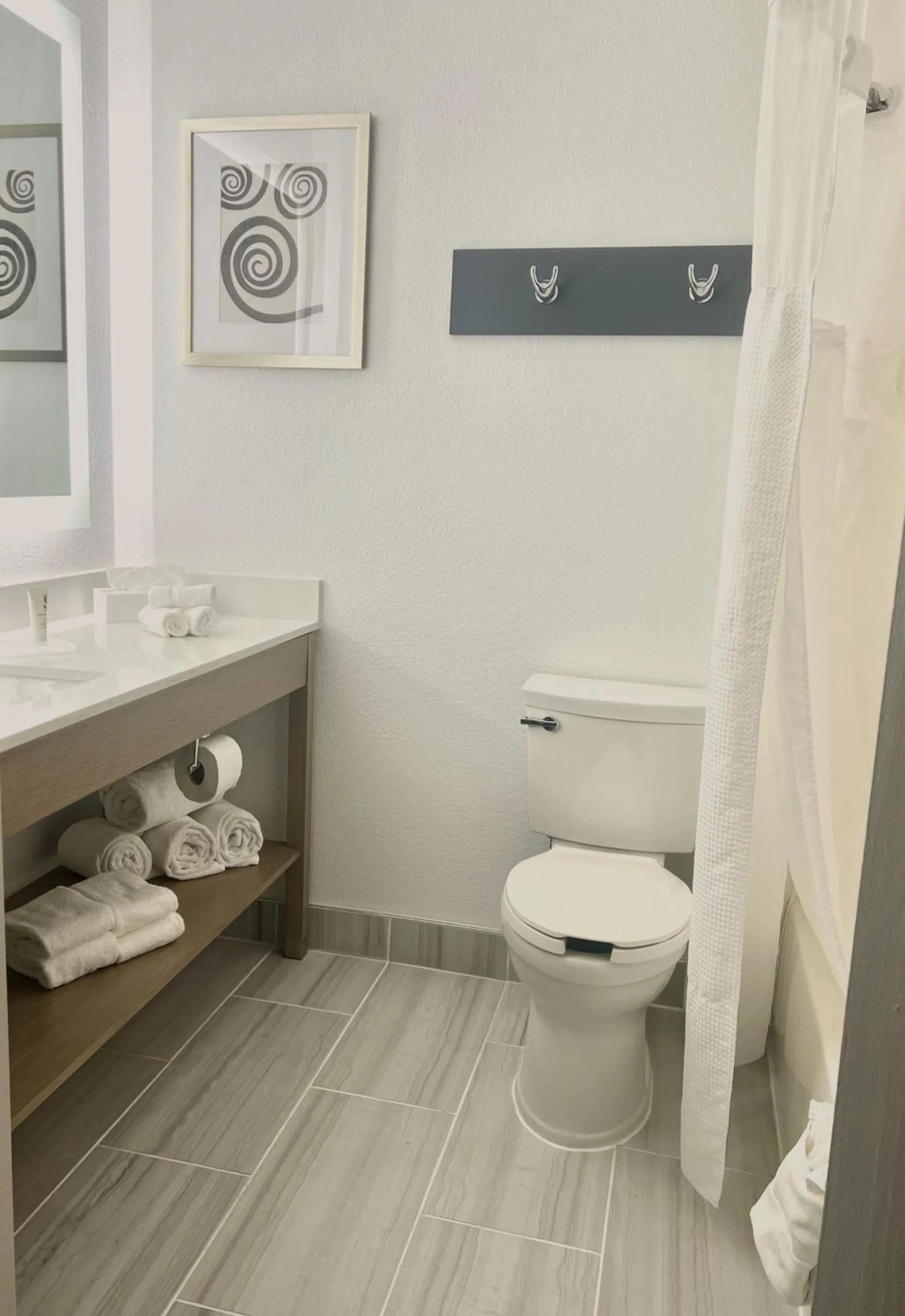 Country Inn & Suites by Radisson, Fort Worth, TX