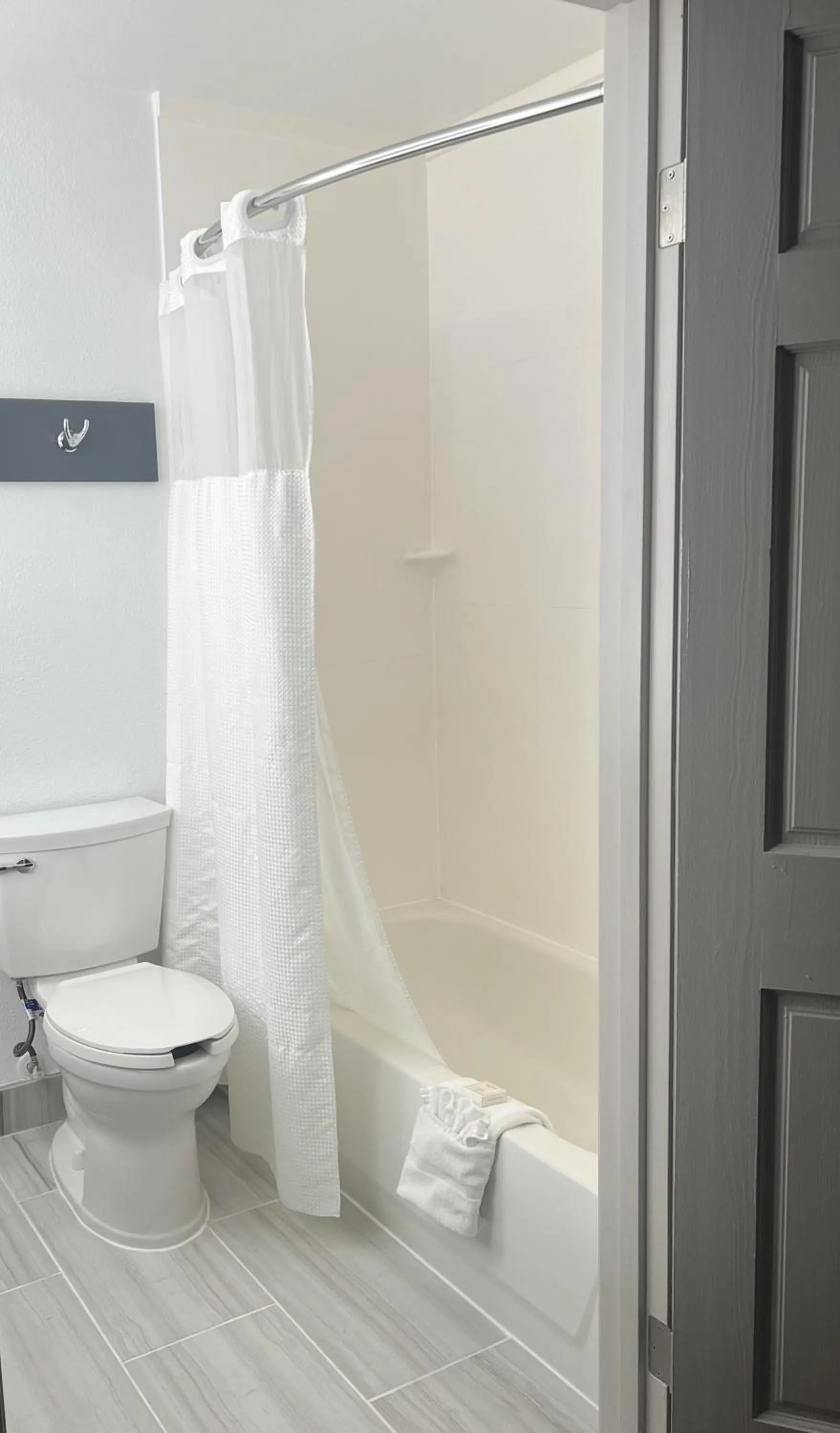 Country Inn & Suites by Radisson, Fort Worth, TX