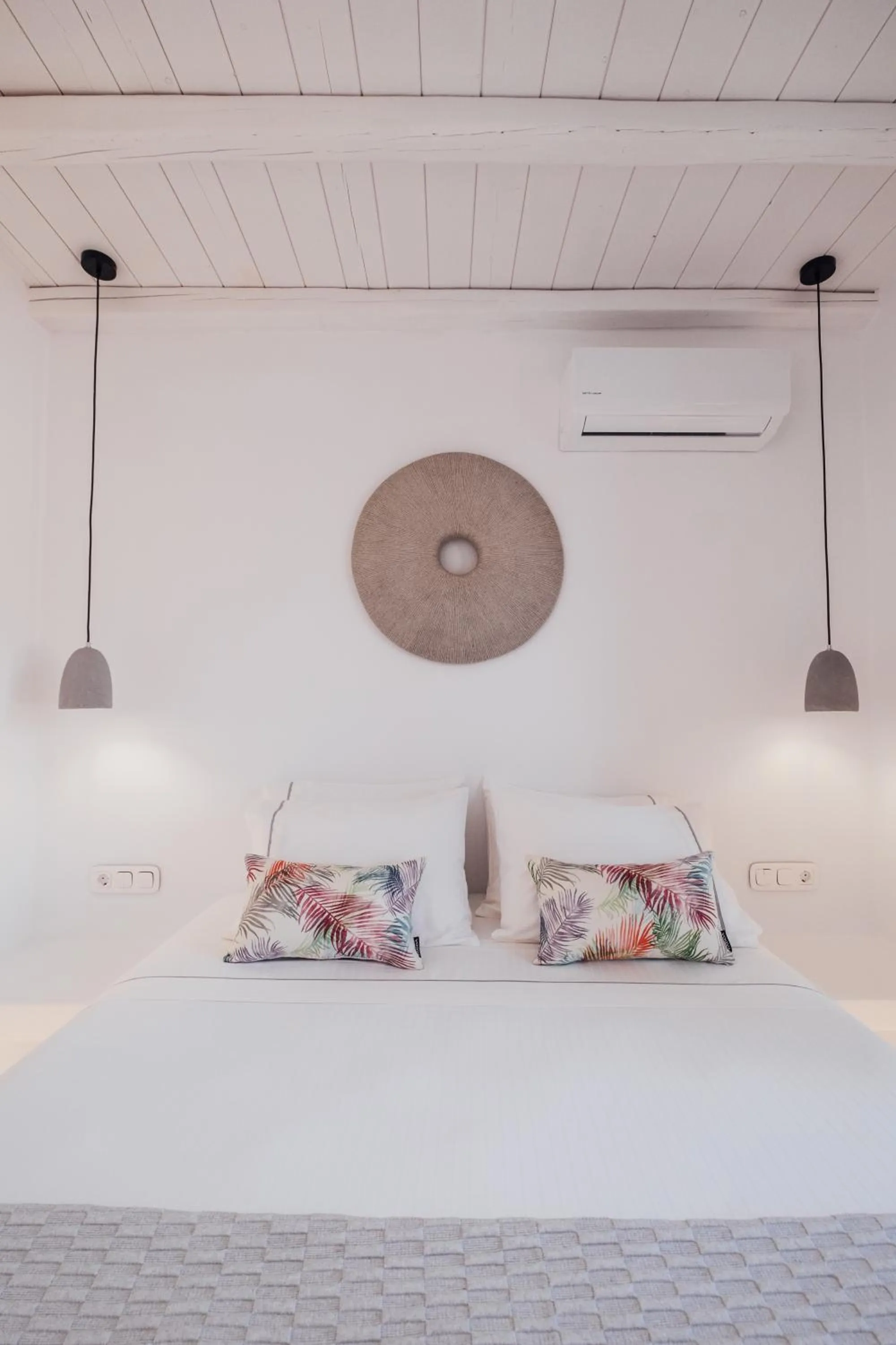 Bed in Xerolithos Natural Living