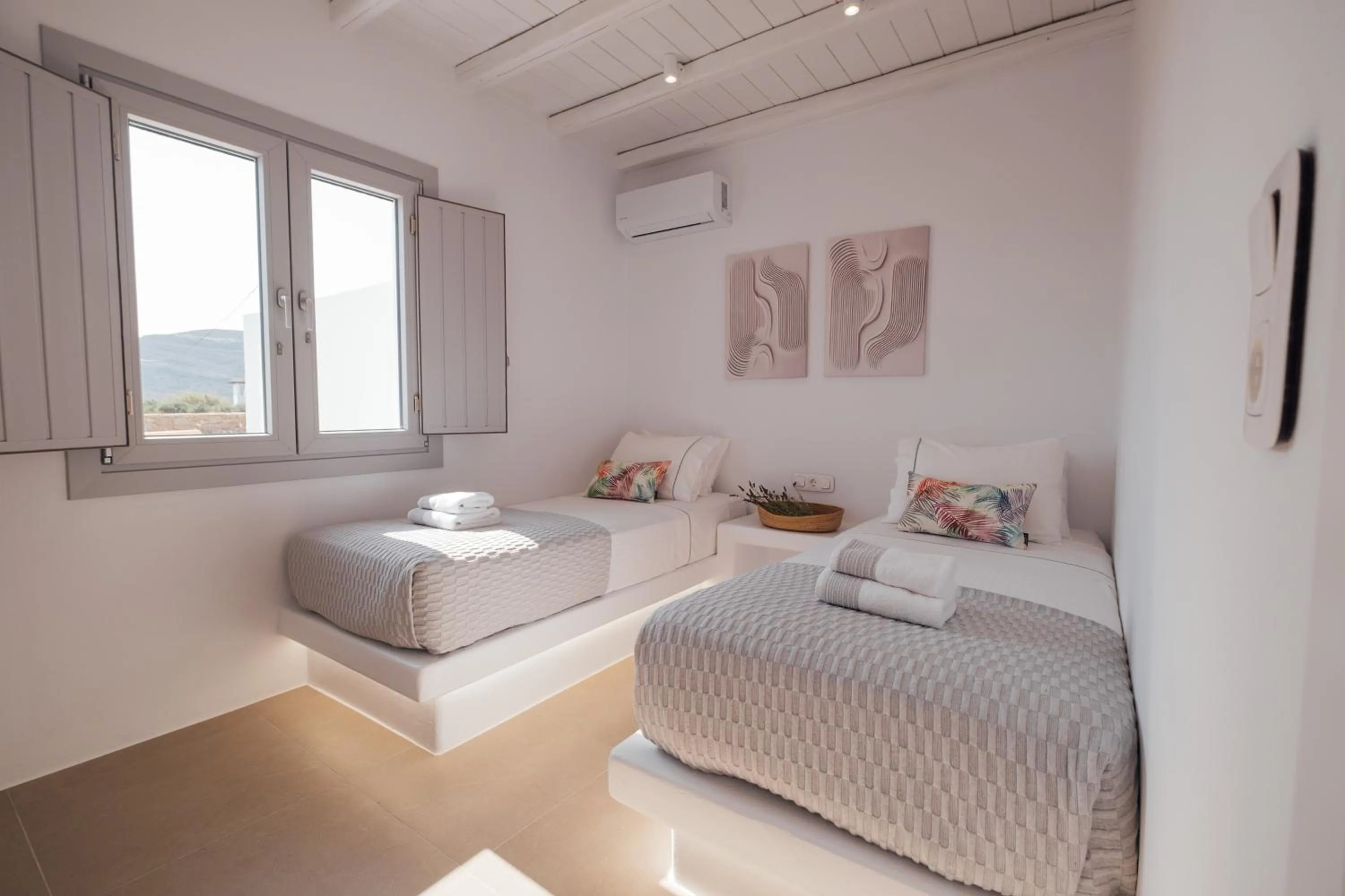 Bed in Xerolithos Natural Living