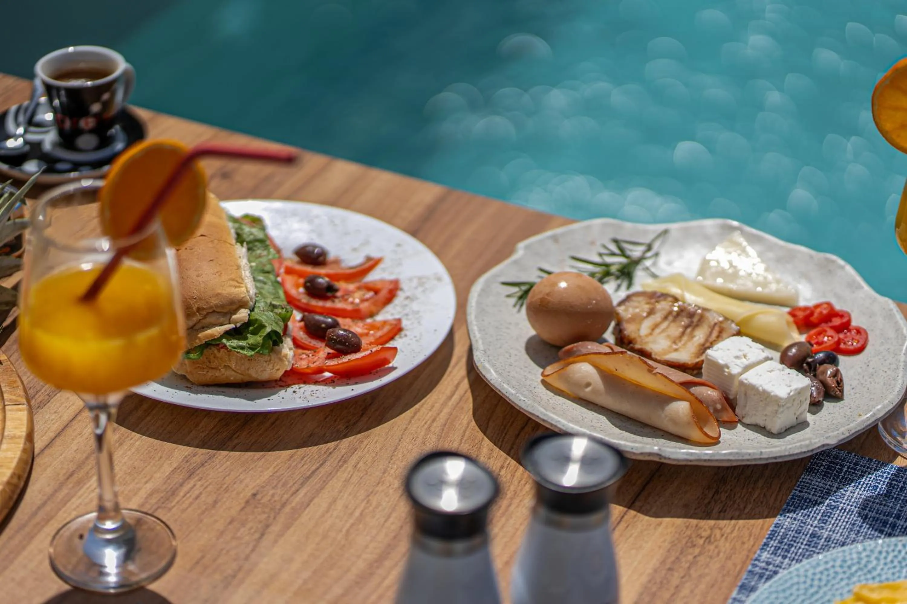 Breakfast in Volta Suites and Villas