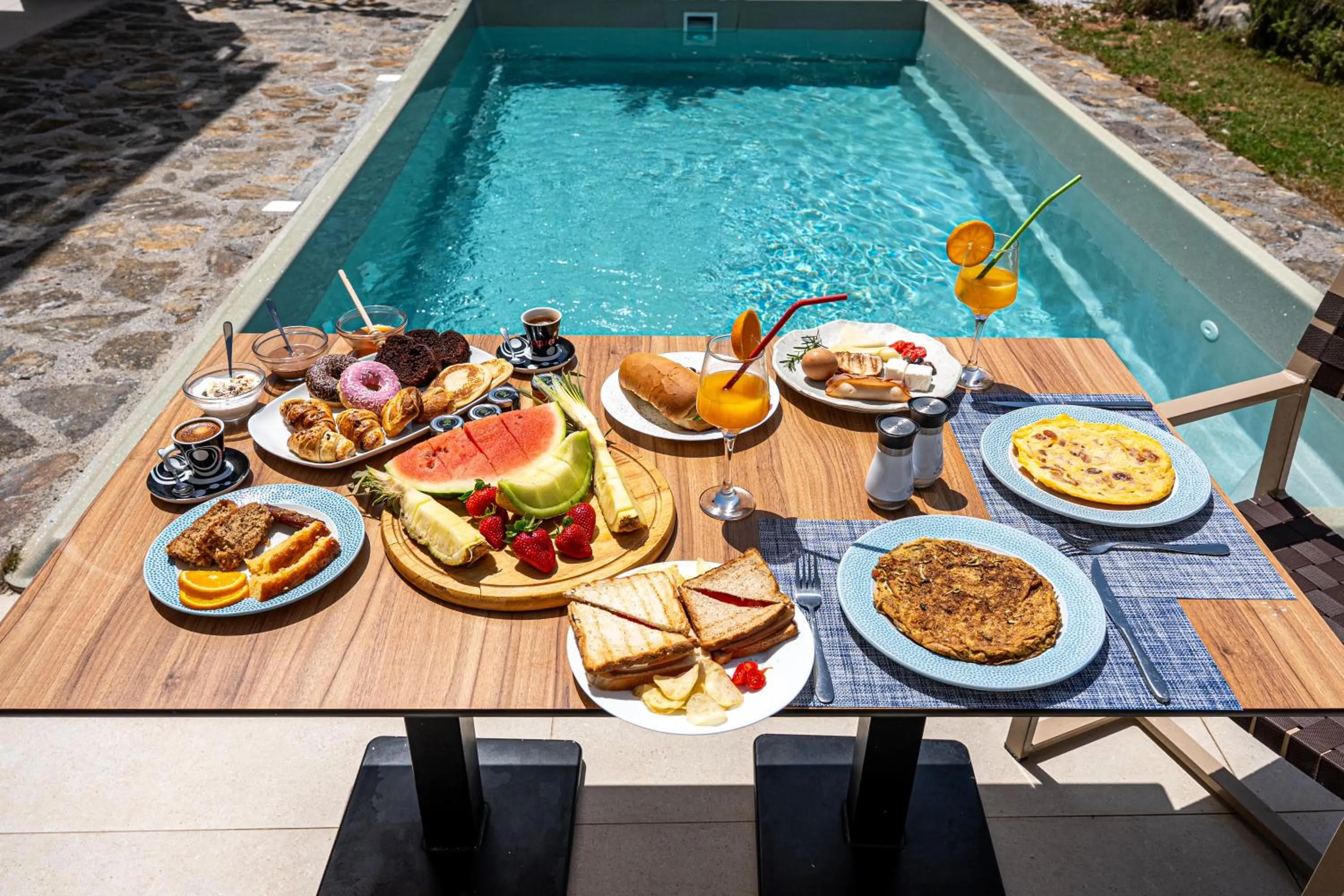 Breakfast in Volta Suites and Villas