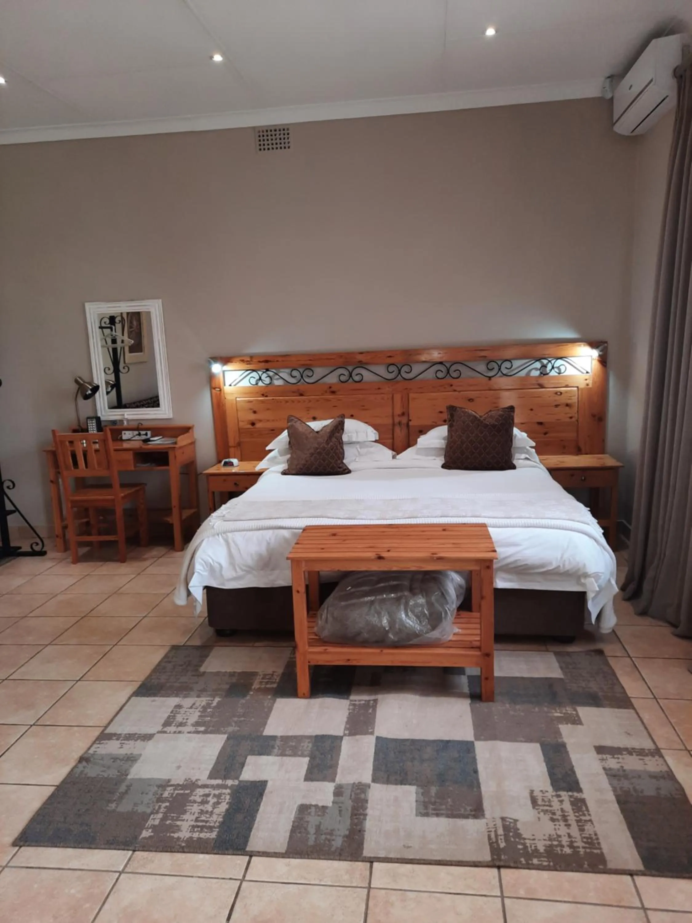 Twin/Double Room in Villa Beryl Guesthouse