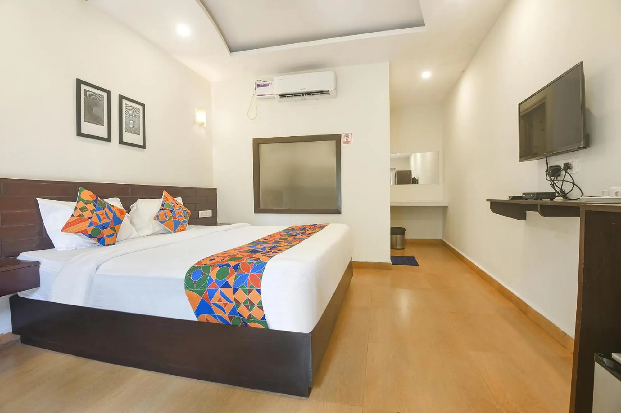 Bed in FabHotel La Volga - Nr Morjim beach