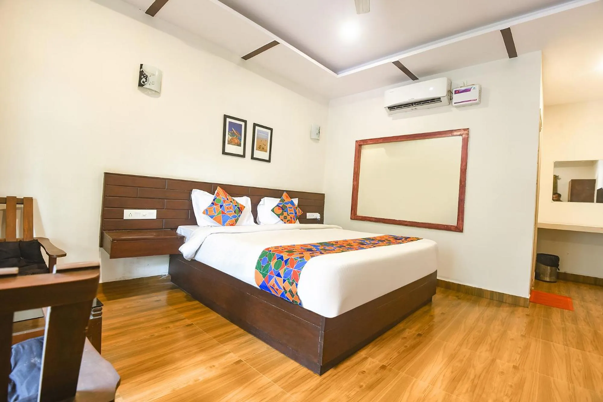 Bed in FabHotel La Volga - Nr Morjim beach