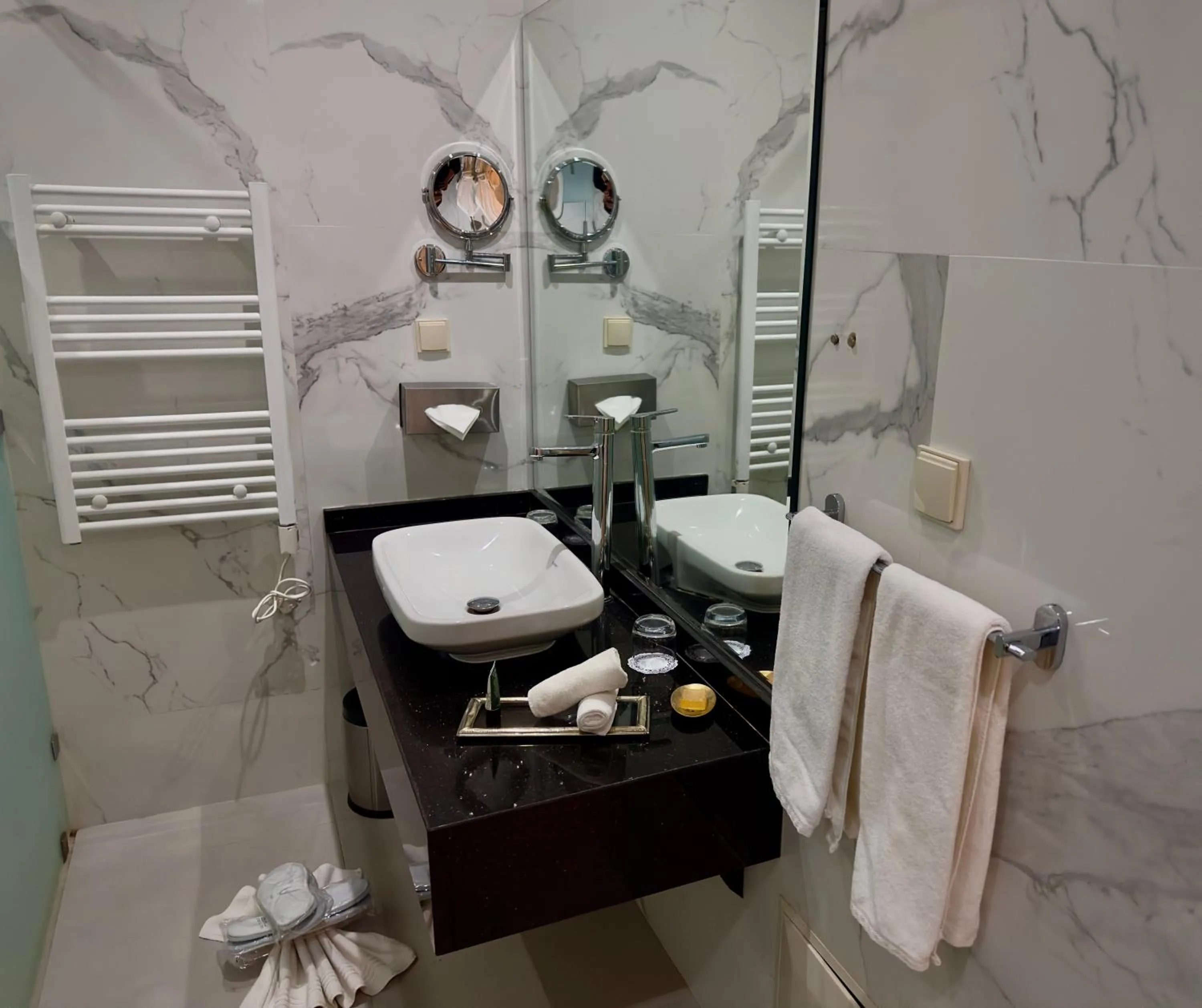 Bathroom in Sillage Palace Sky & Spa