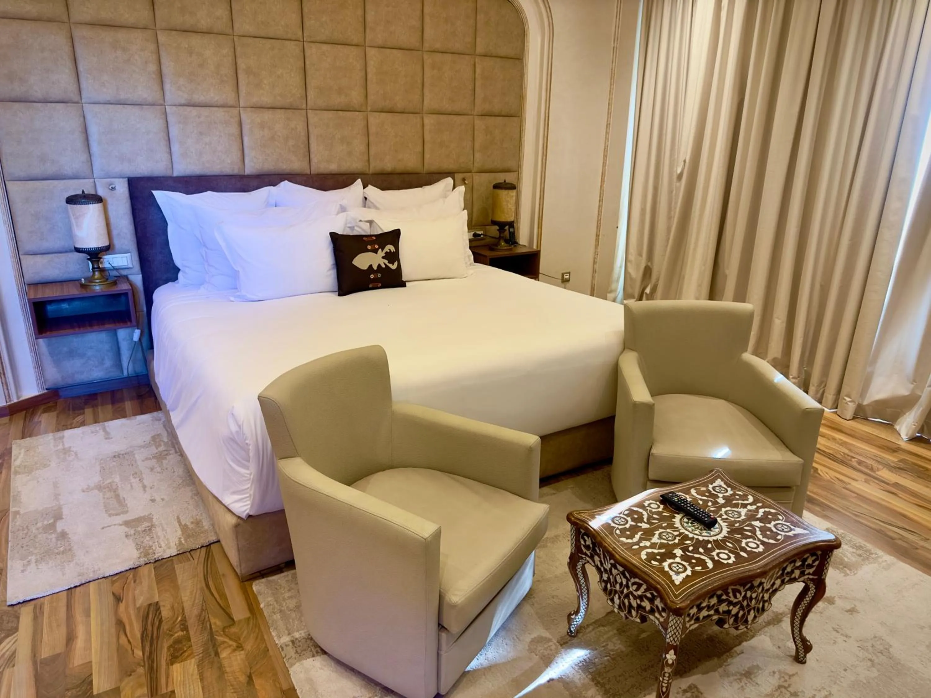 Bed in Sillage Palace Sky & Spa