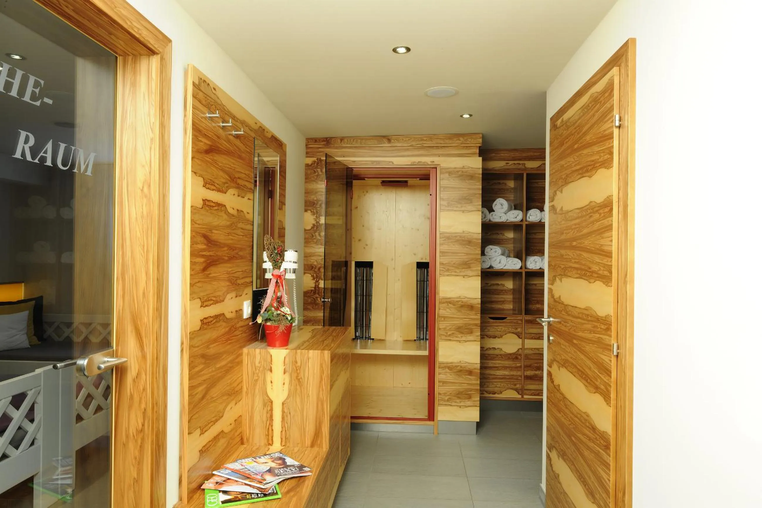 Decorative detail in Aparthotel Kristall