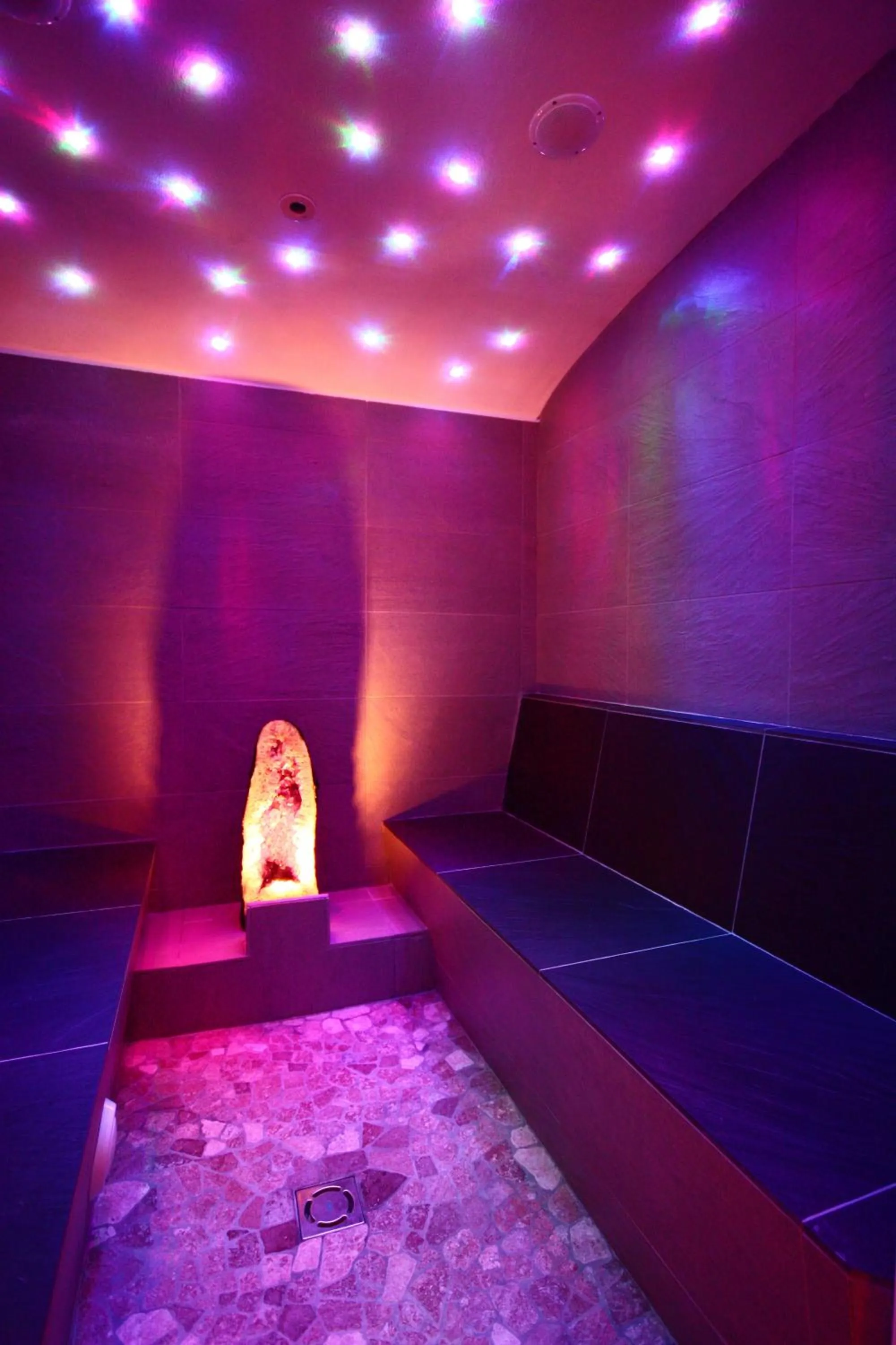 Spa and wellness centre/facilities in Aparthotel Kristall