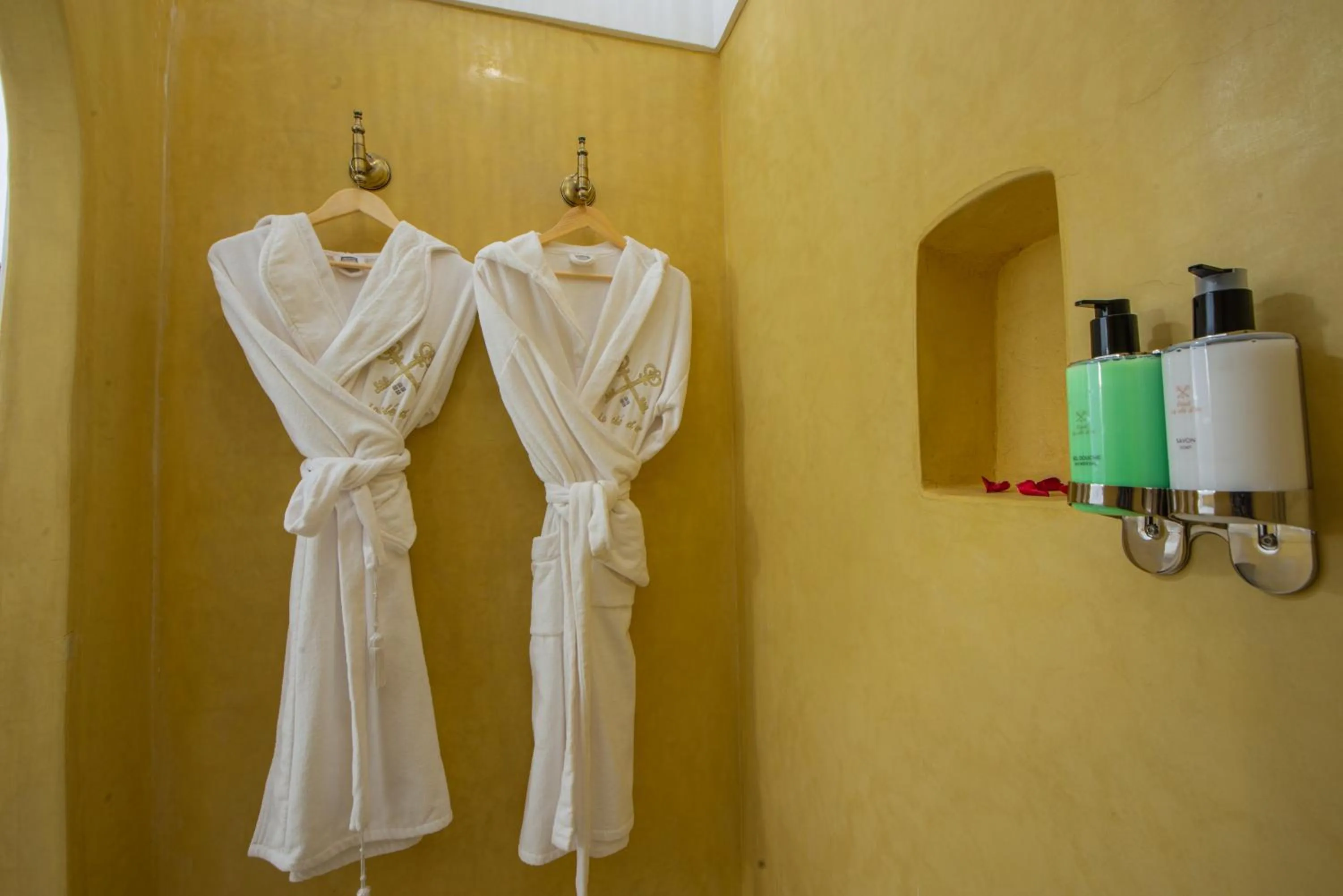 Bathroom in Riad la clé d'or & spa
