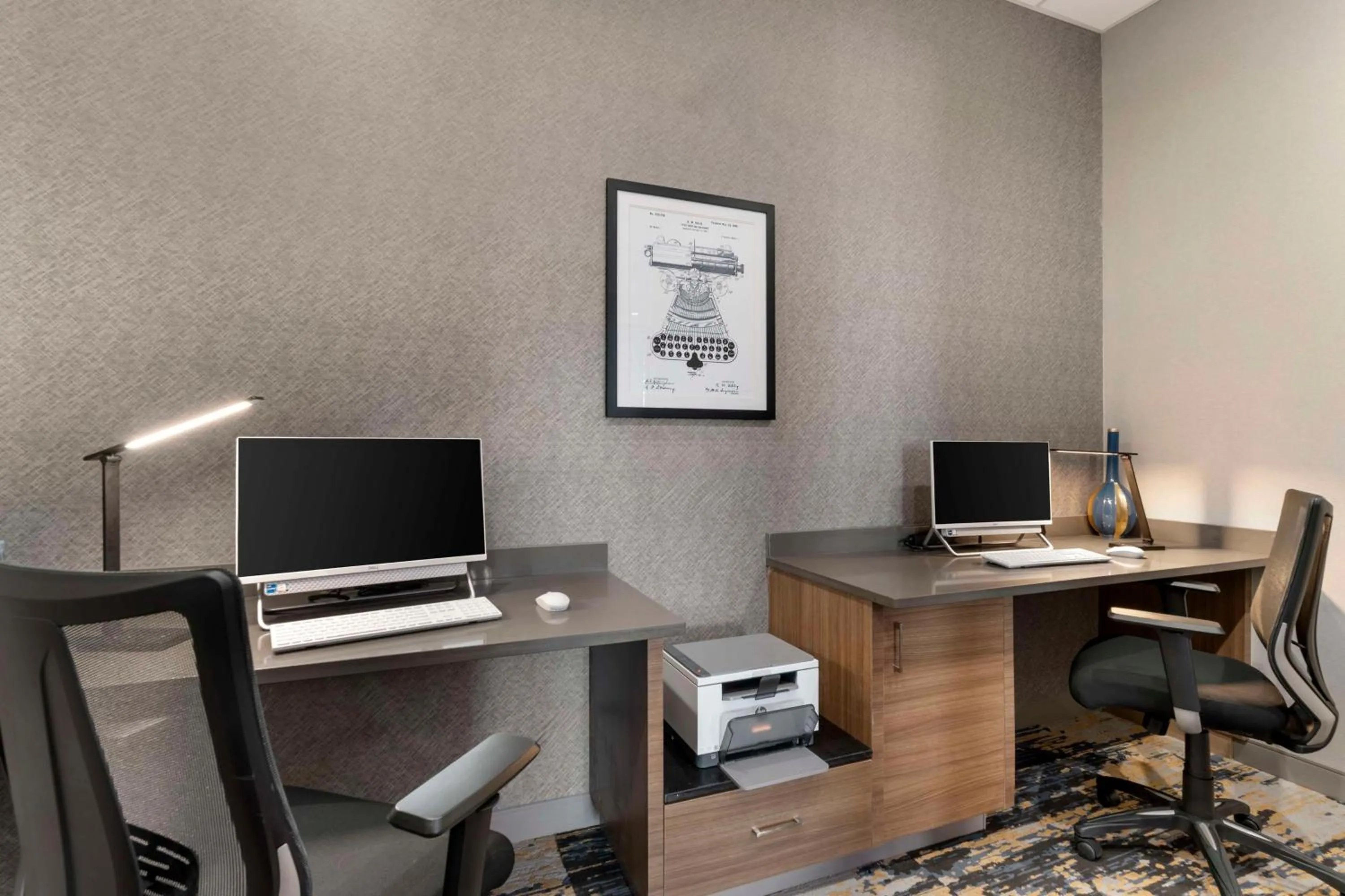 Business facilities in Best Western Premier Route 97 Vernon