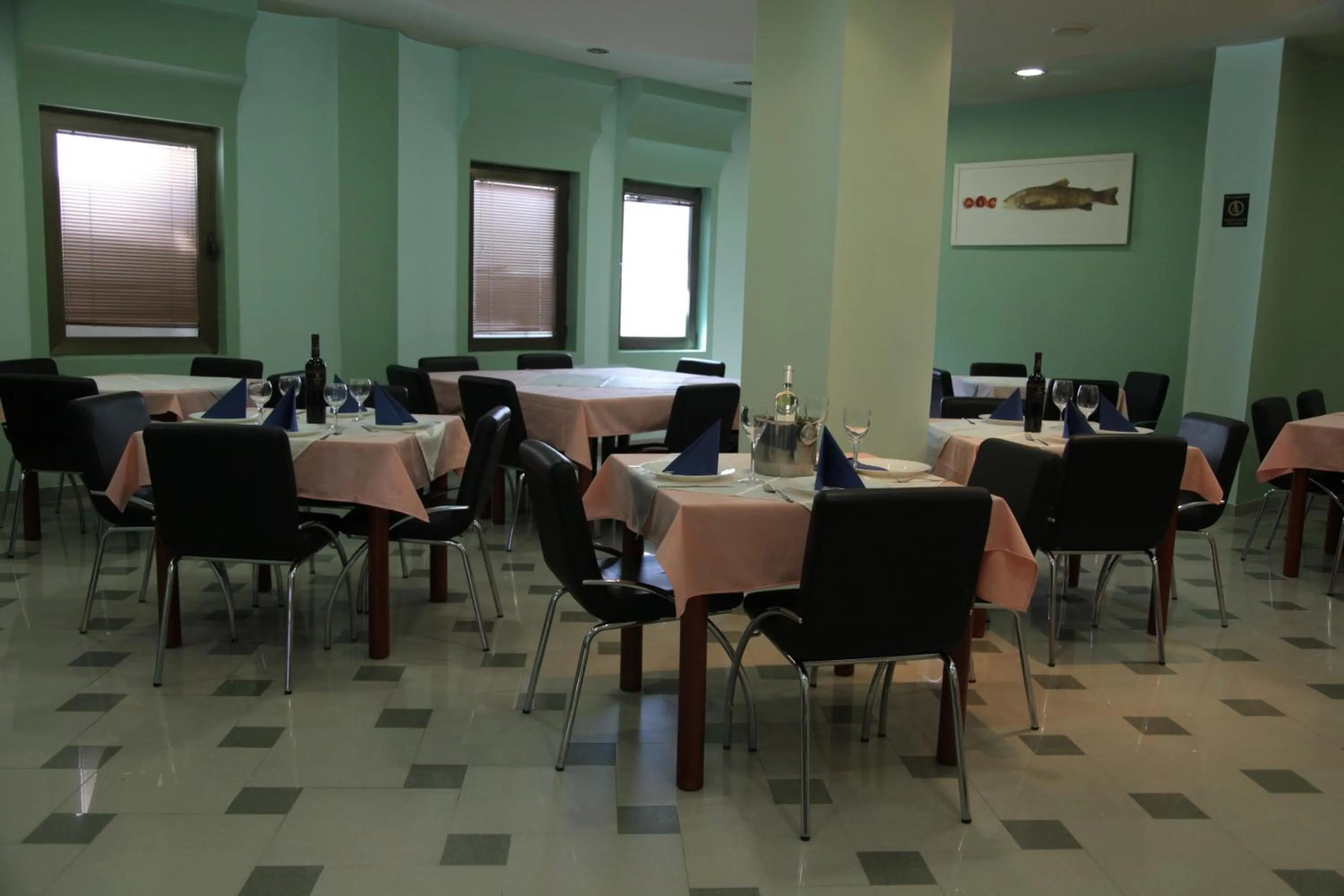 Restaurant/places to eat in Hotel Cingo