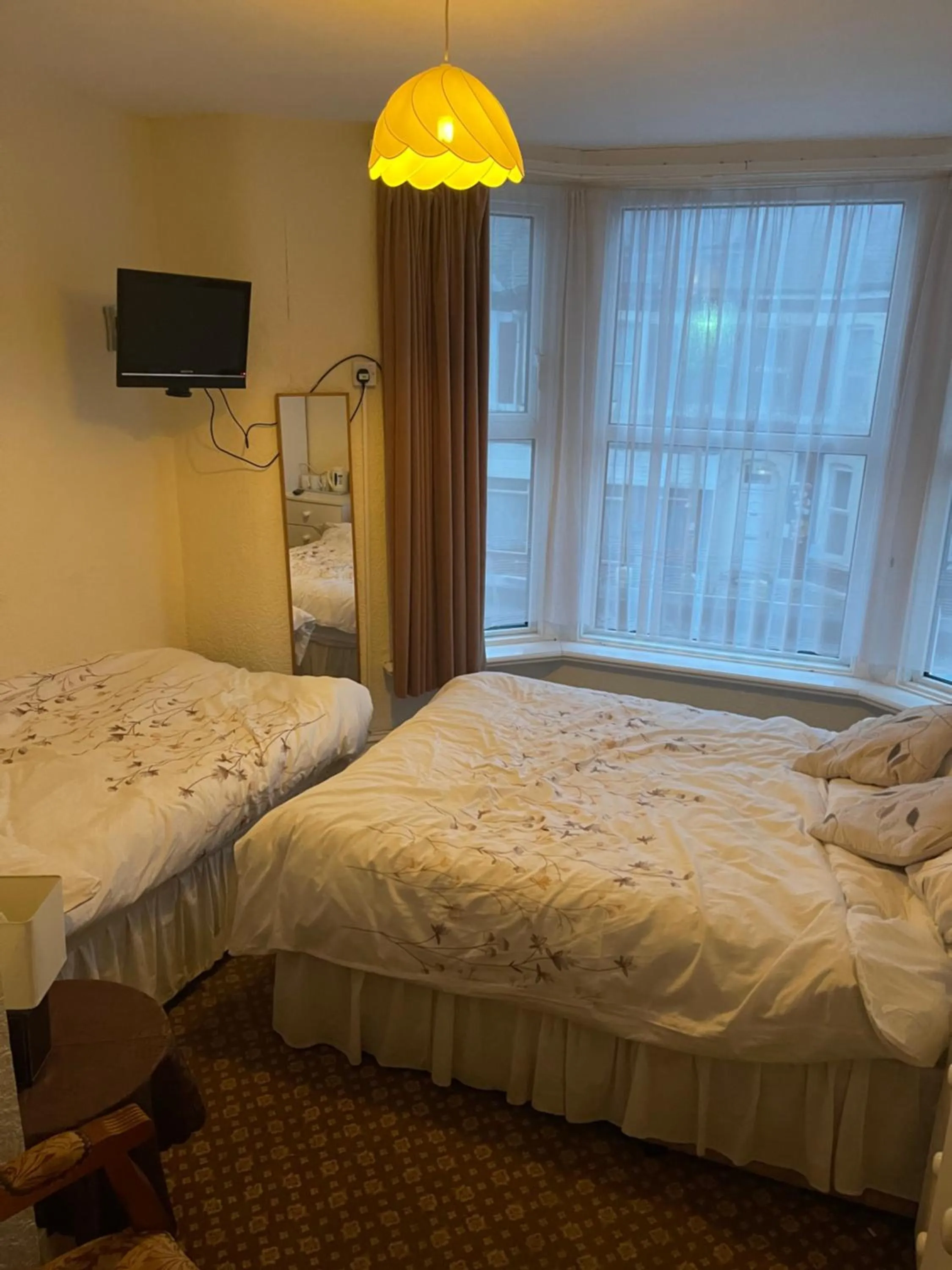 Bed in Highbury Hotel