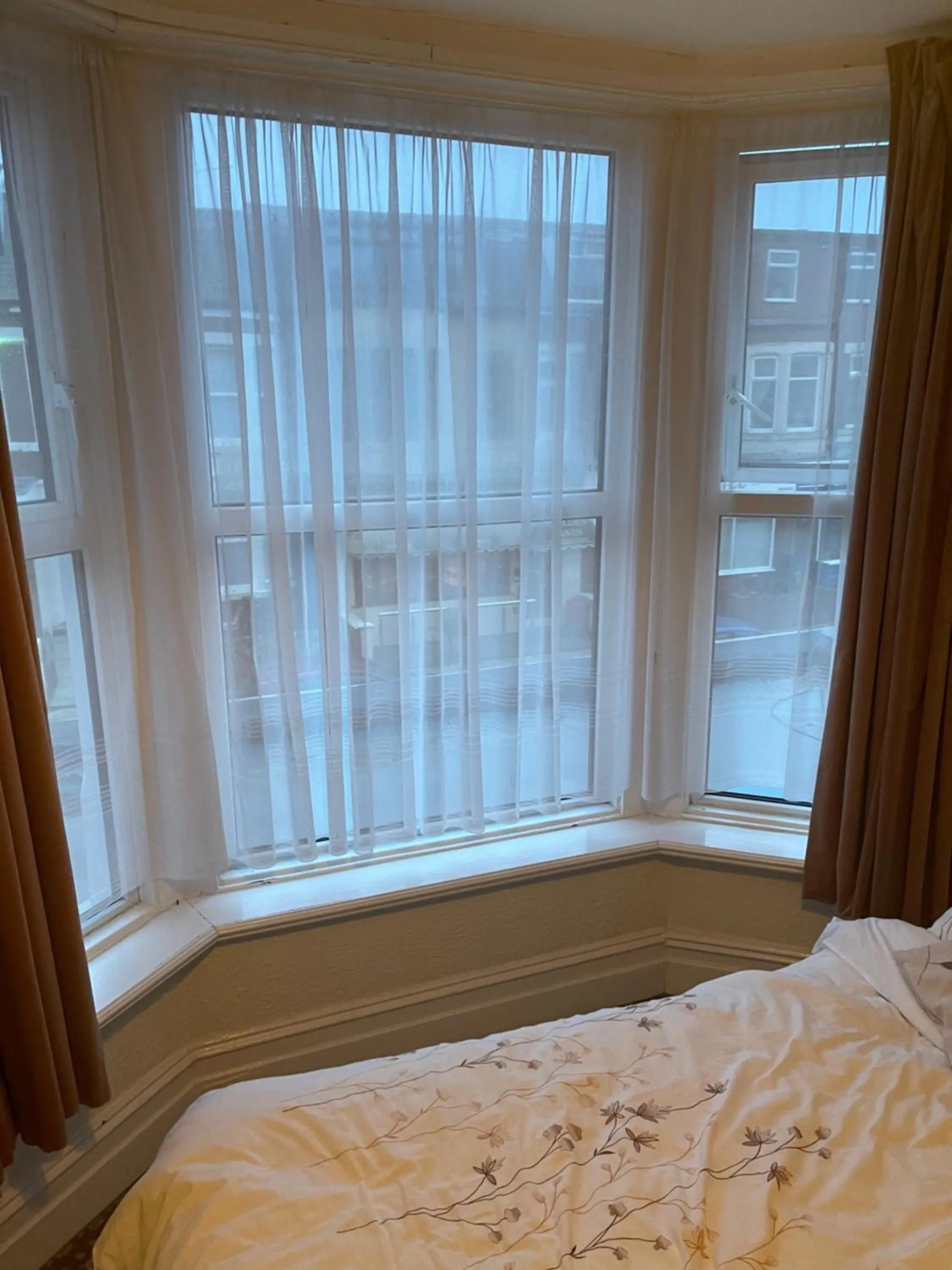 Bed in Highbury Hotel