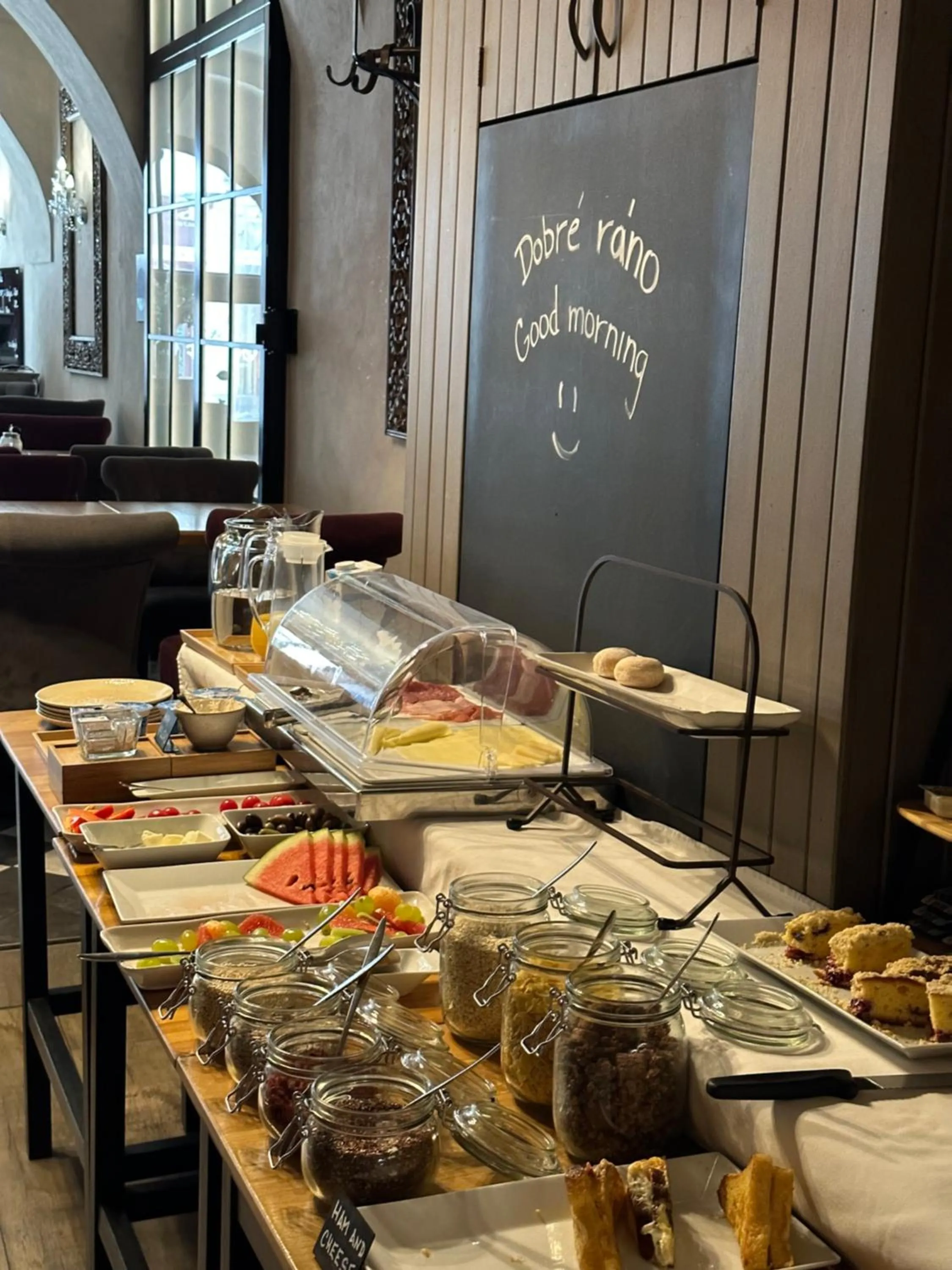 Breakfast in Hotel Rango