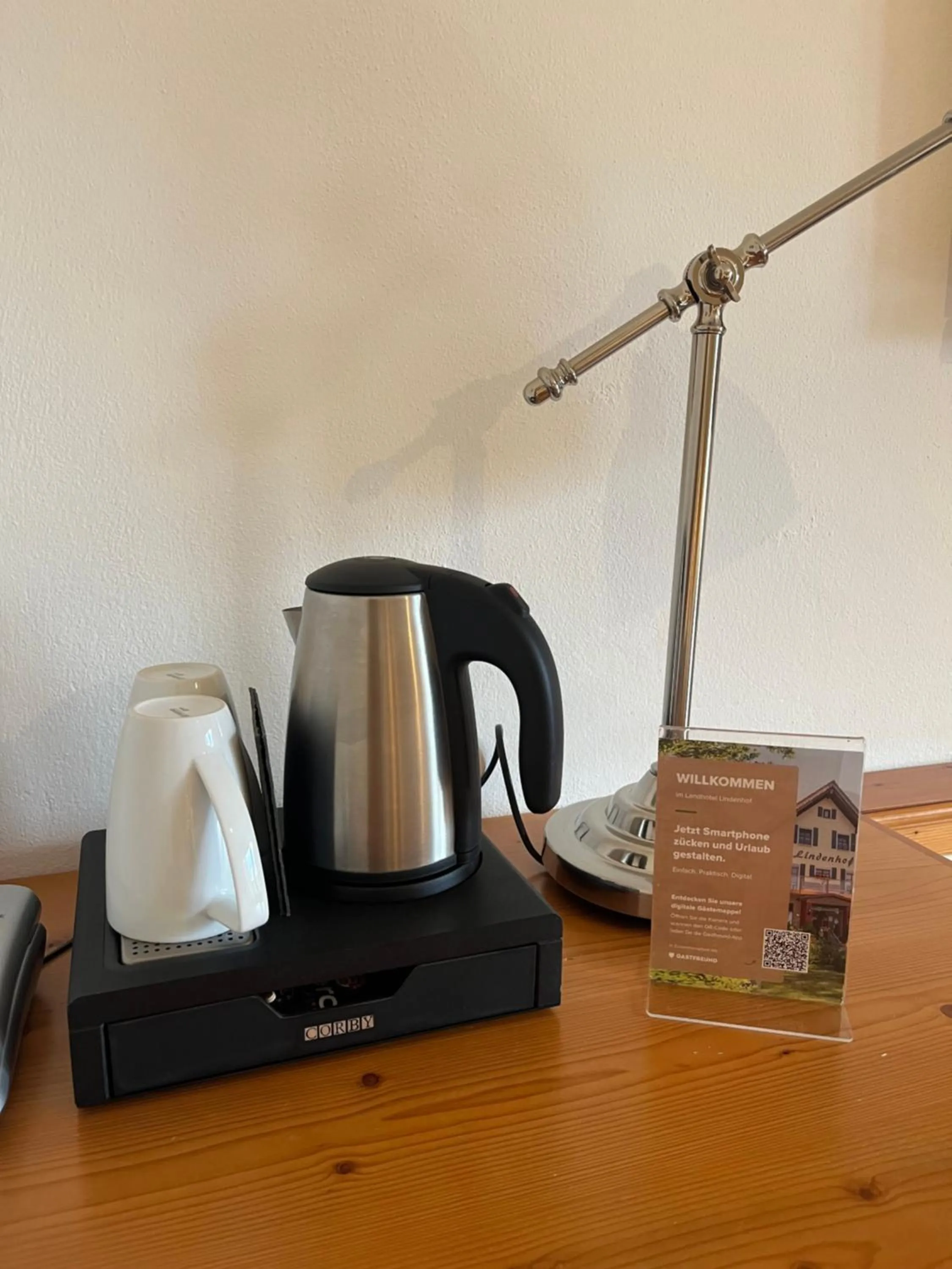 Coffee/tea facilities in Landhotel Lindenhof
