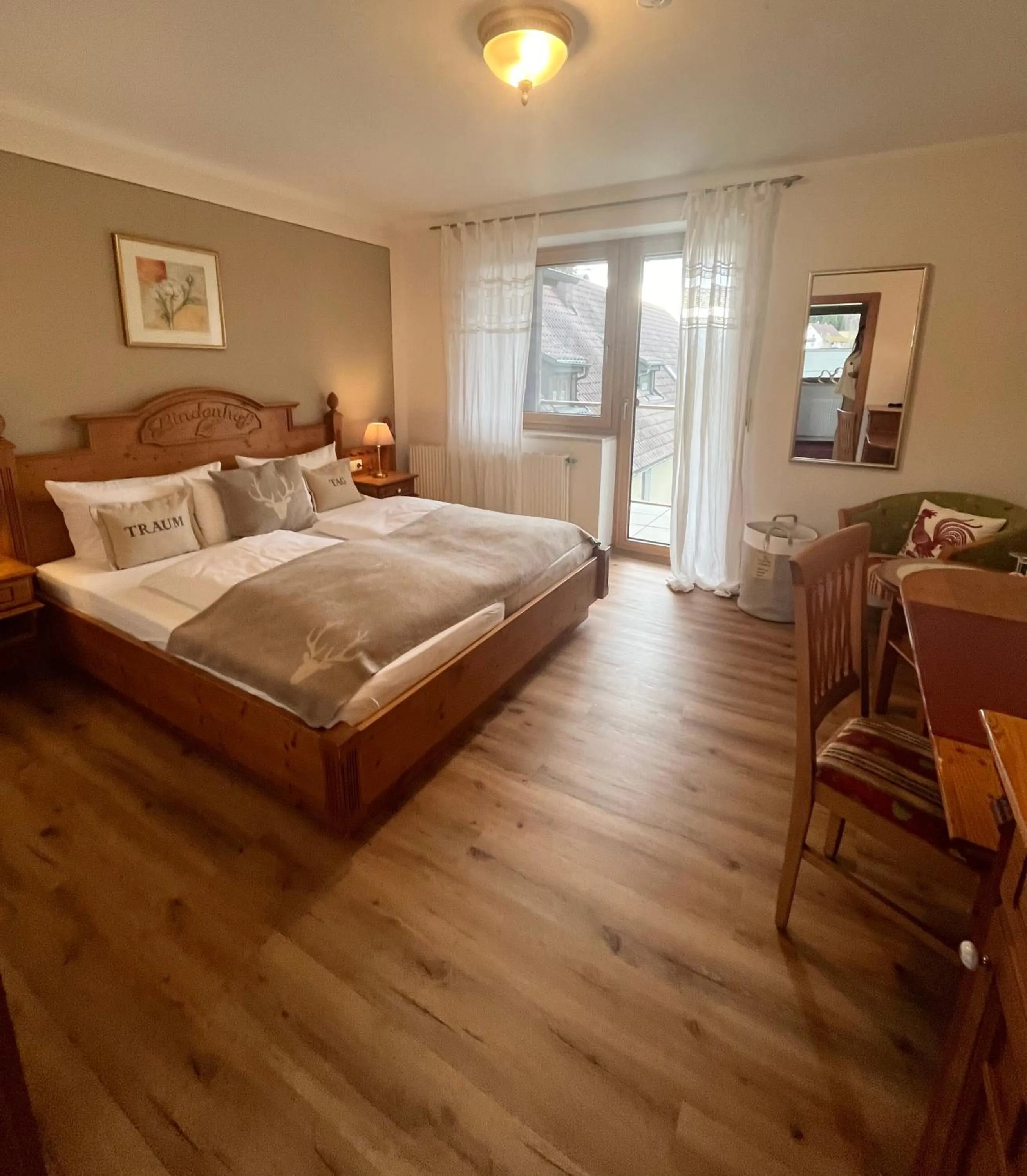 Photo of the whole room, Bed in Landhotel Lindenhof