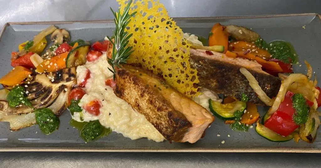 Restaurant/places to eat in Landhotel Lindenhof