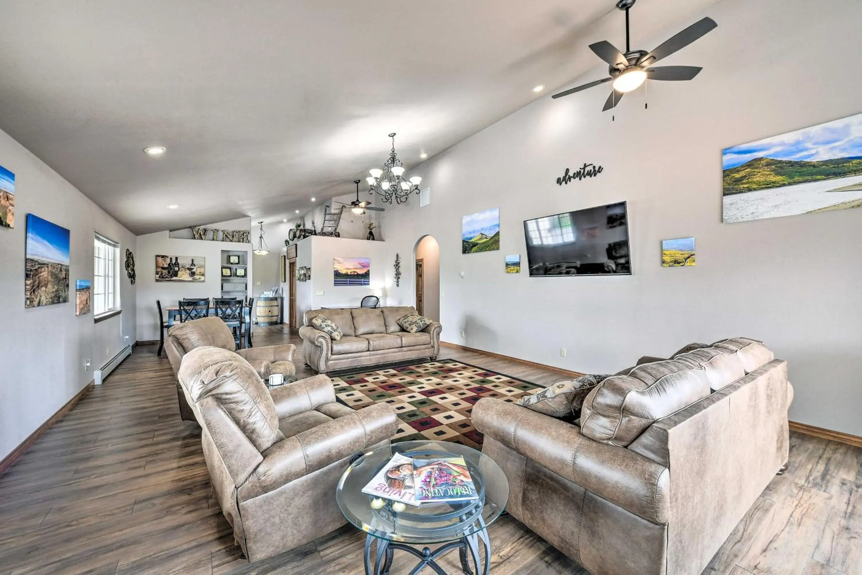 The Vineyard Country Farm Home at Grand Valley The Vineyard Country Farm Home at Grand Valley