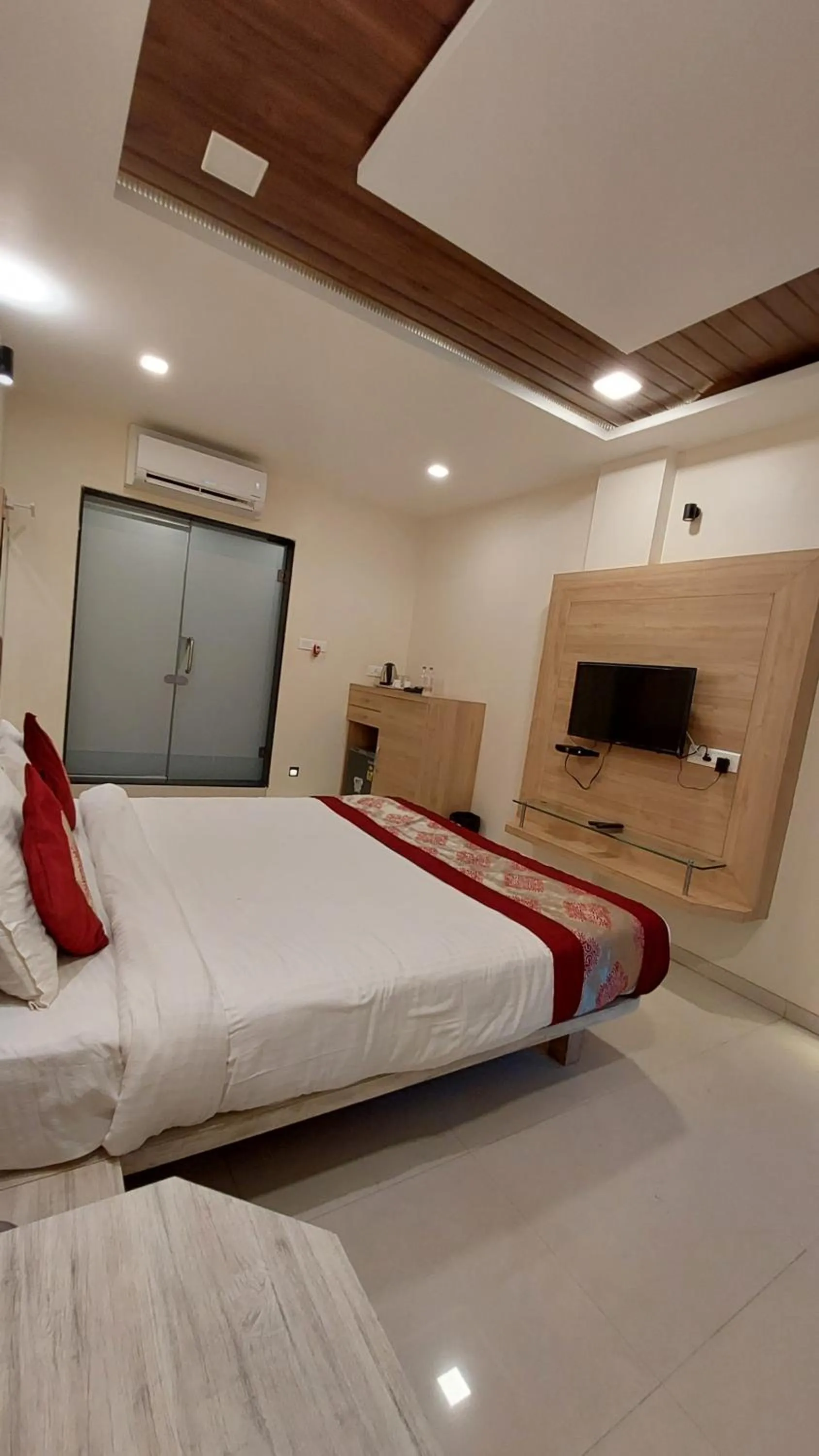 Bedroom, Bed in ONELLA REGENCY