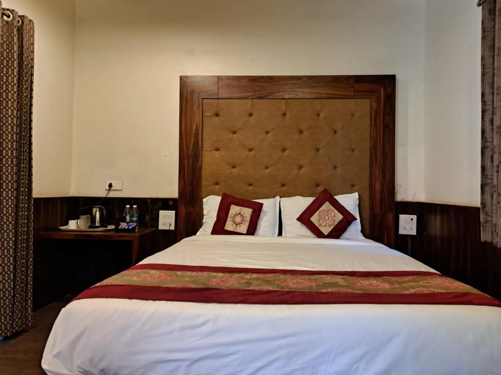 Bed in ONELLA REGENCY