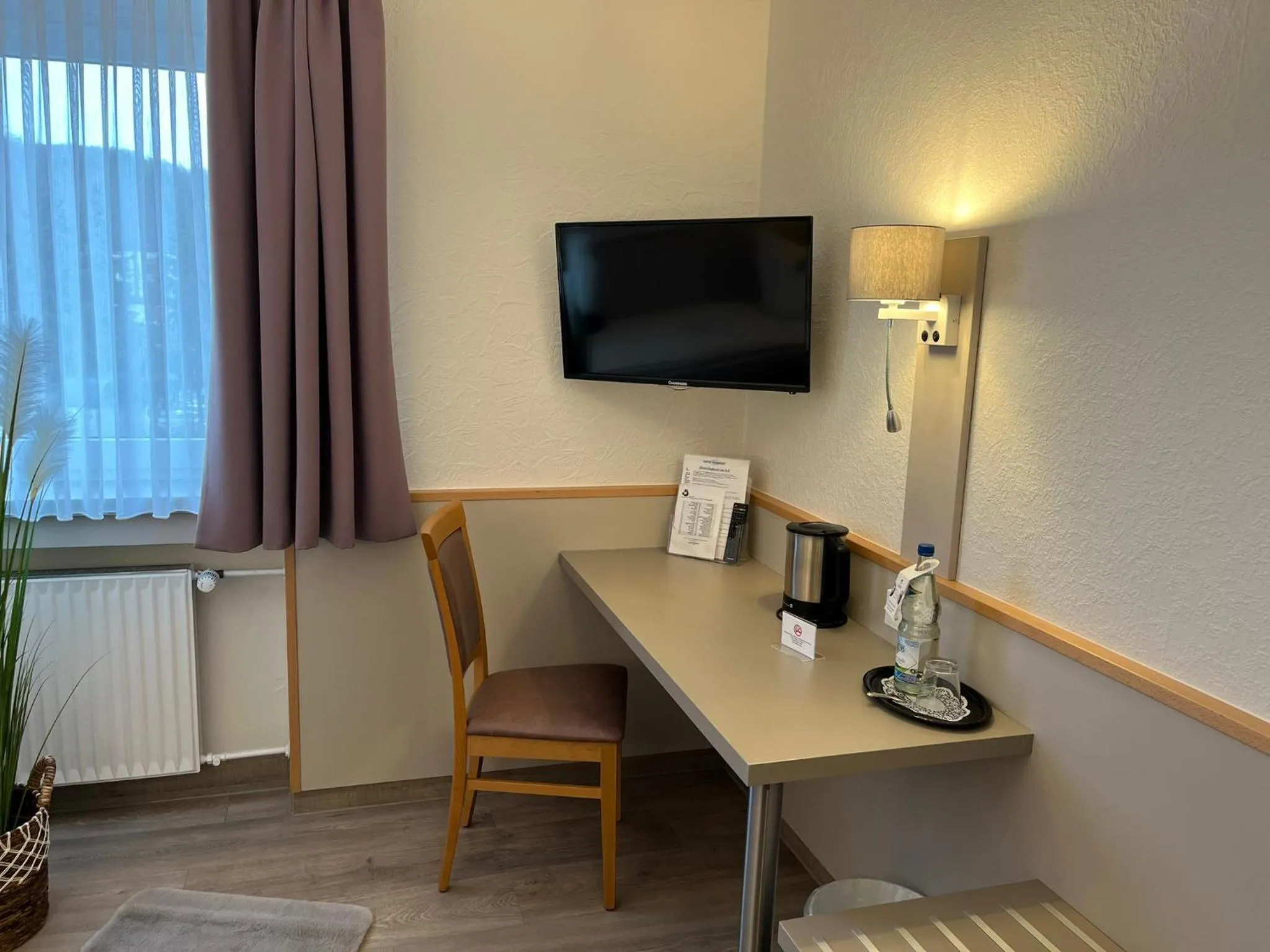TV and multimedia in Stadt-gut-Hotel Siegboot