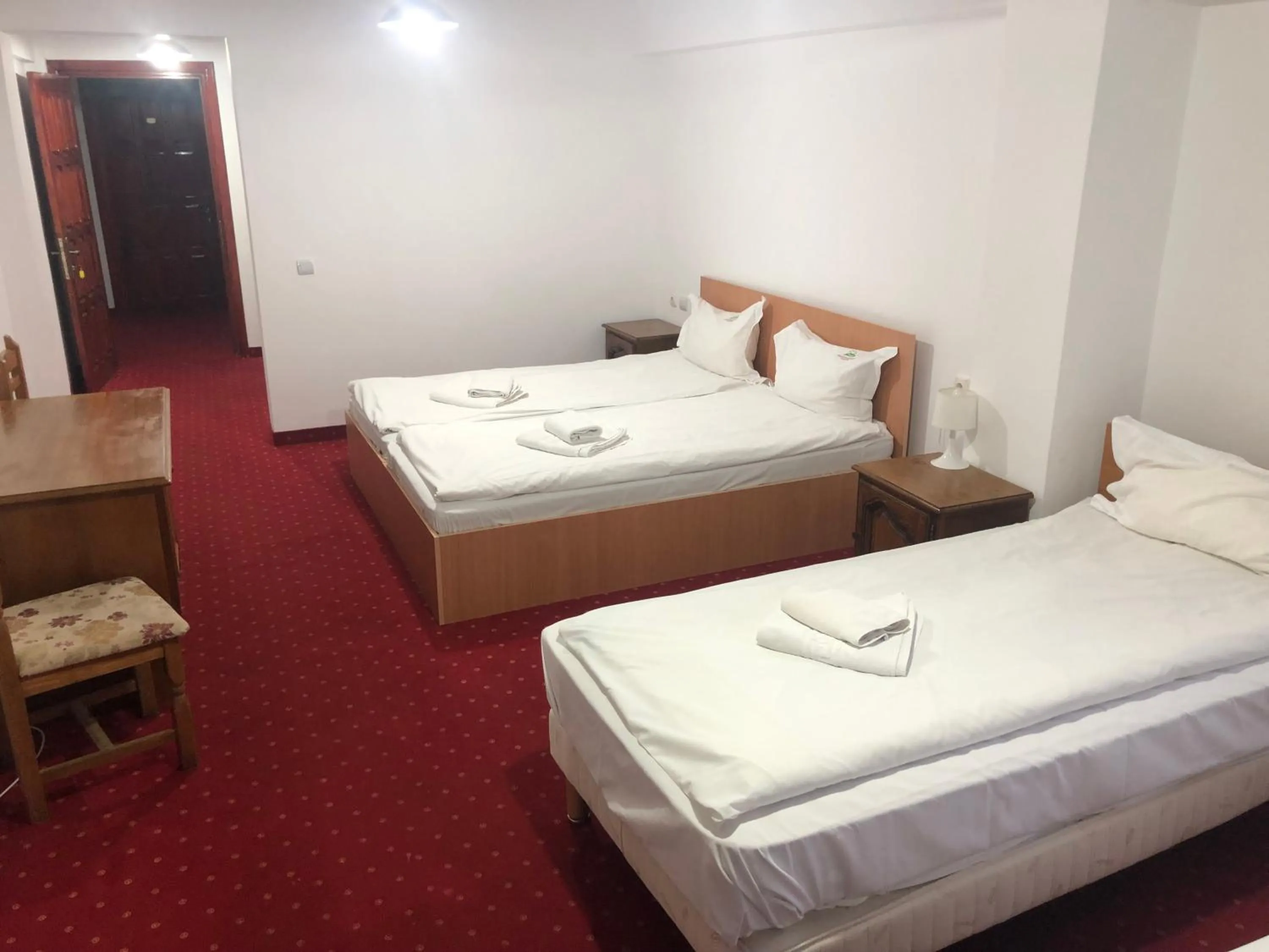 Bed in Mountain Breeze