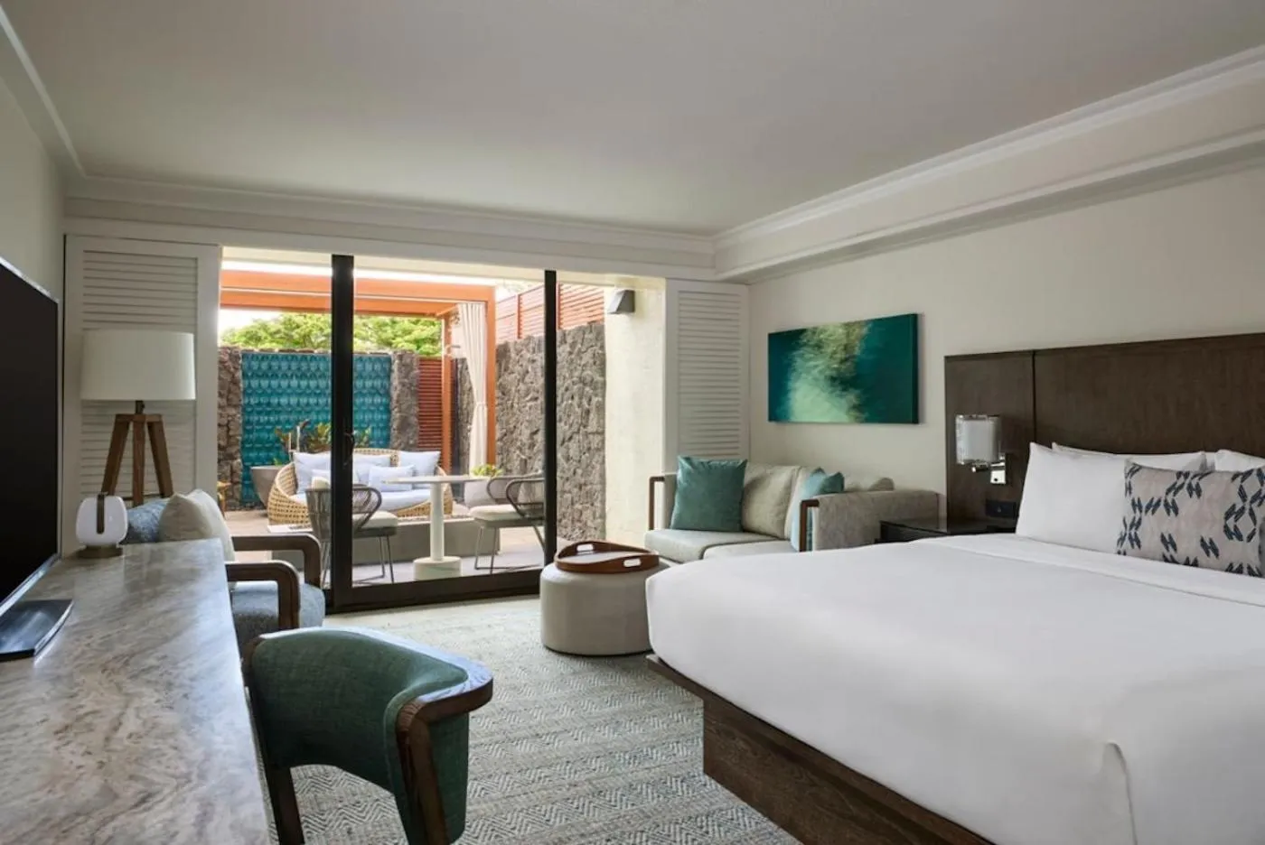 Bedroom, Bed in Wailea Beach Resort - Marriott, Maui