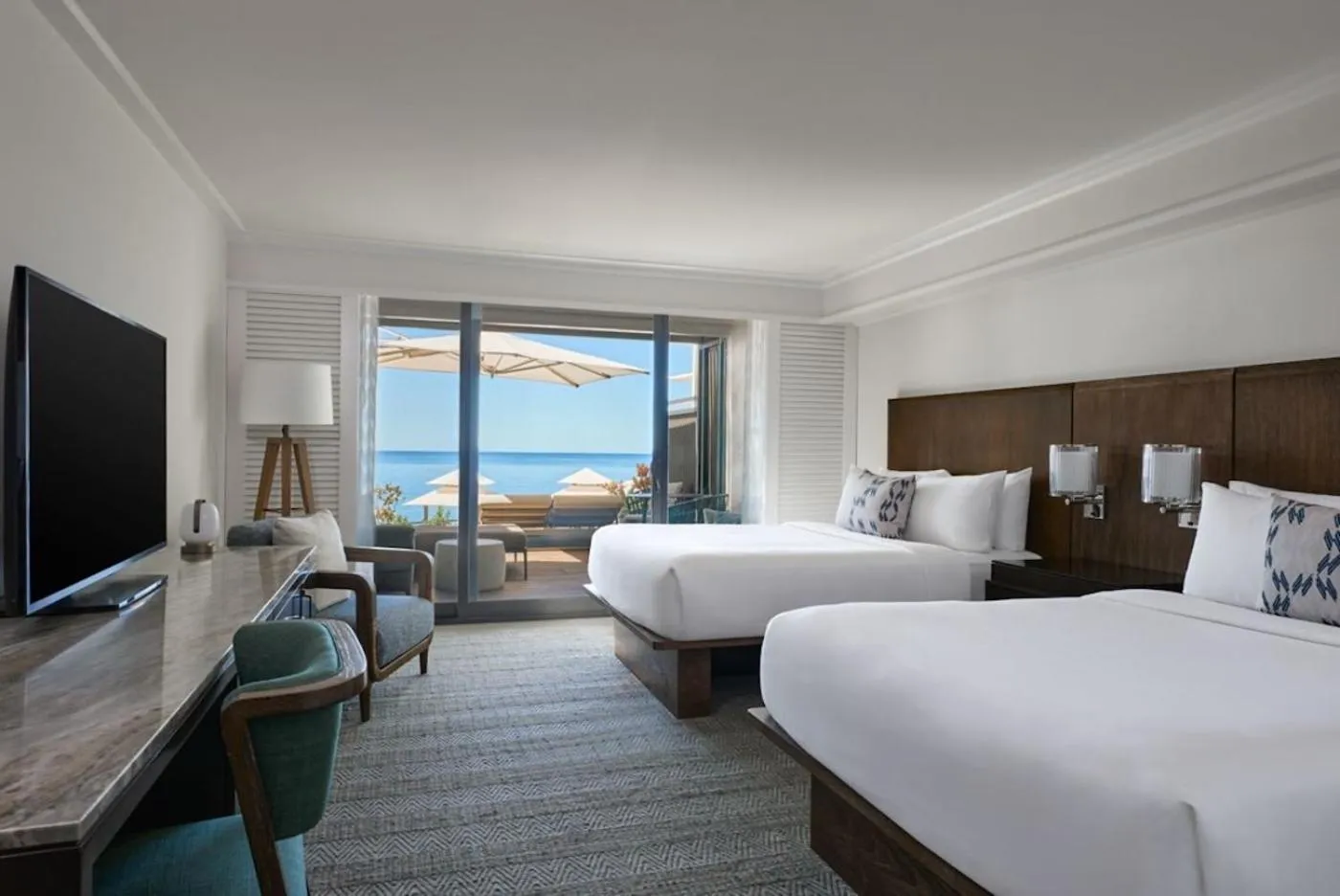 Balcony/Terrace, Bed in Wailea Beach Resort - Marriott, Maui