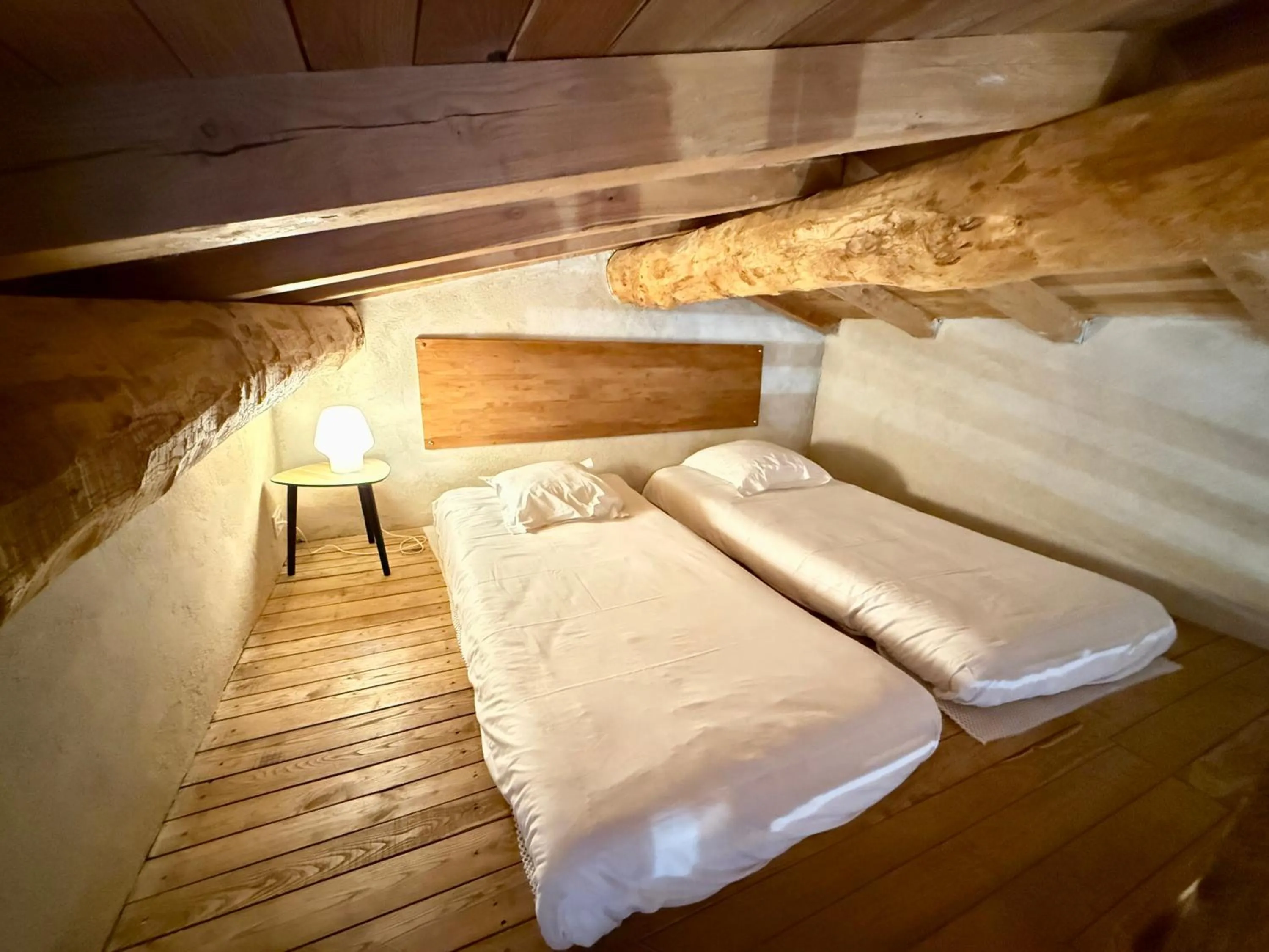 Bed in Hotel Majestic