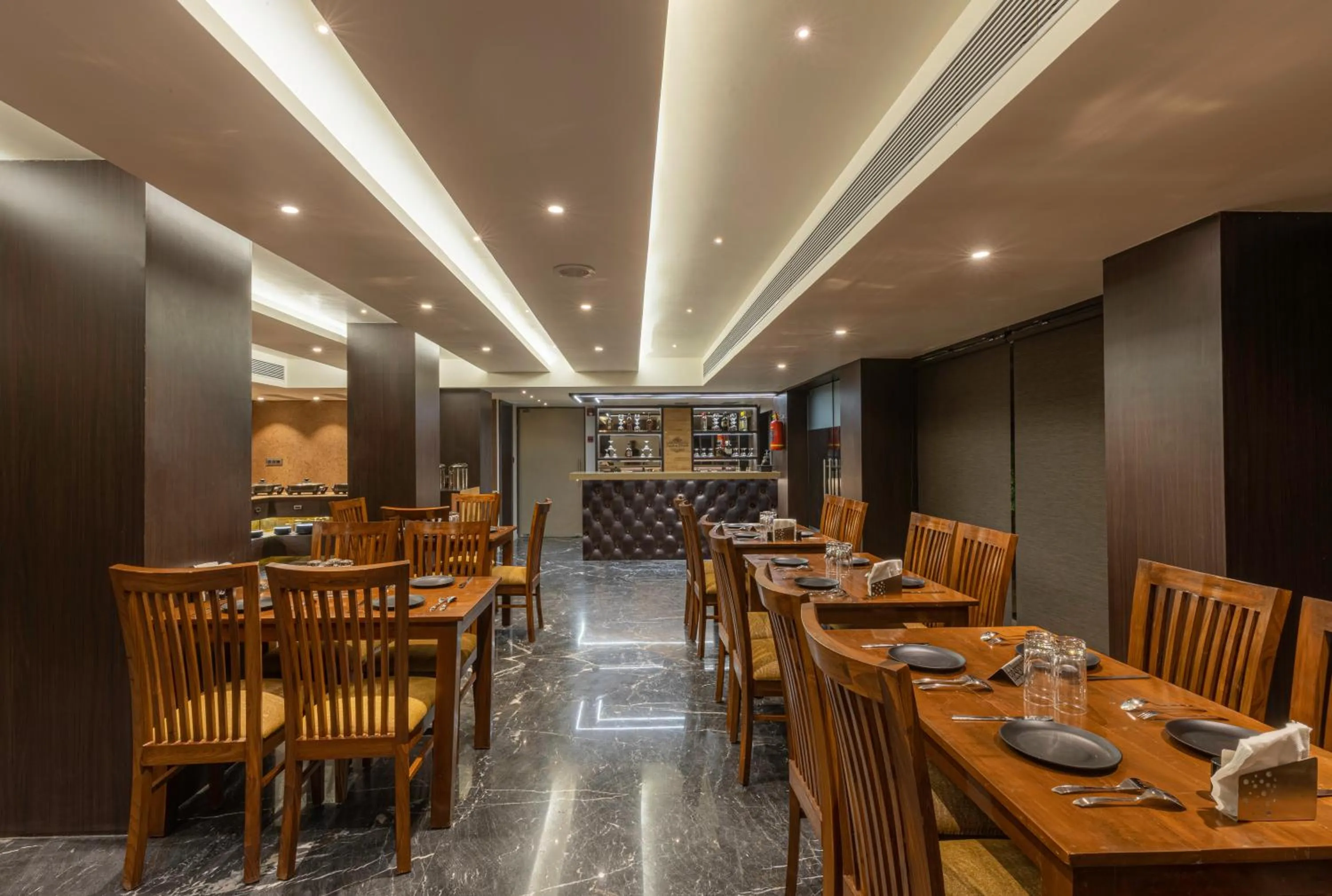 Restaurant/places to eat in Divan Clarks Inn Goa