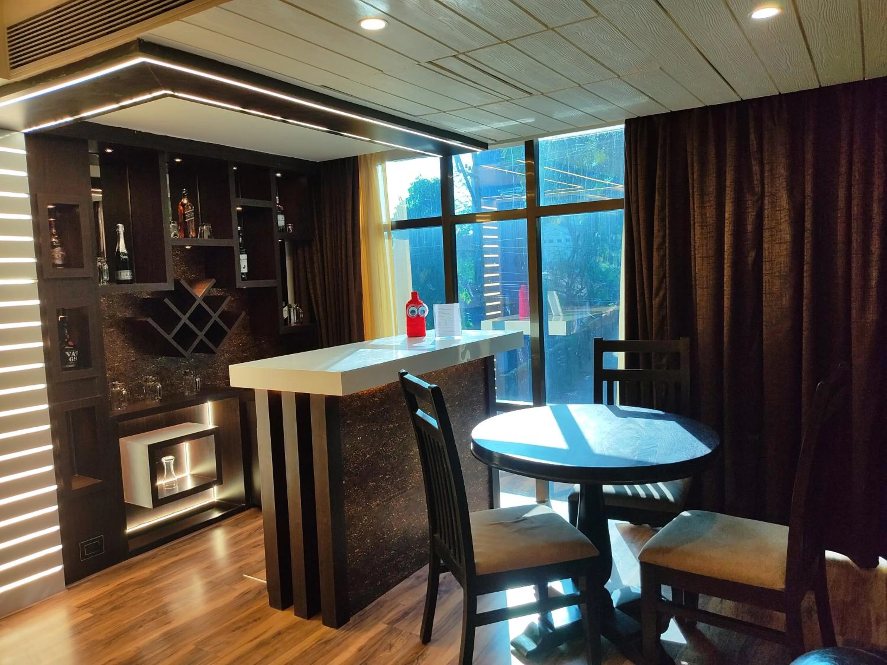 Seating area in Divan Clarks Inn Goa