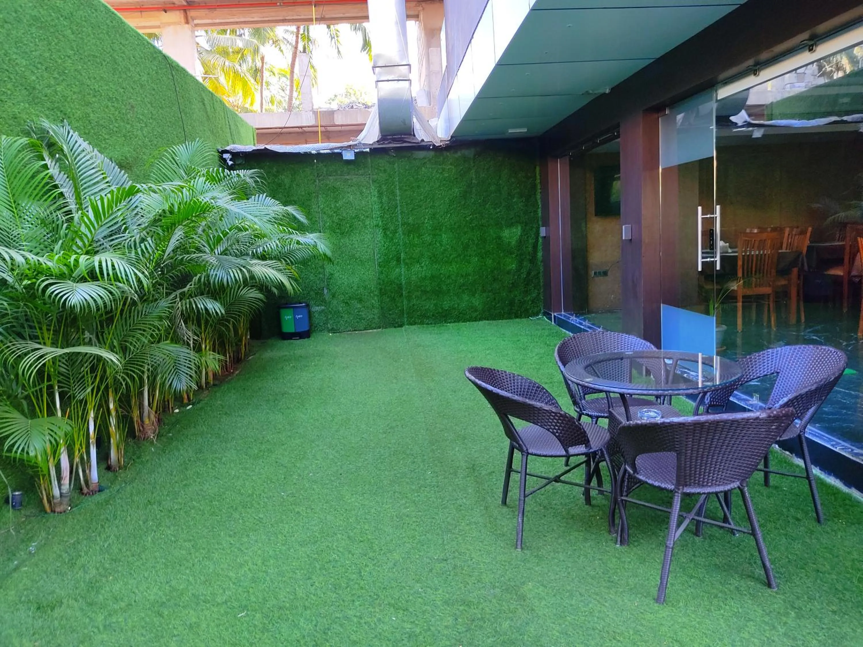 Garden in Divan Clarks Inn Goa