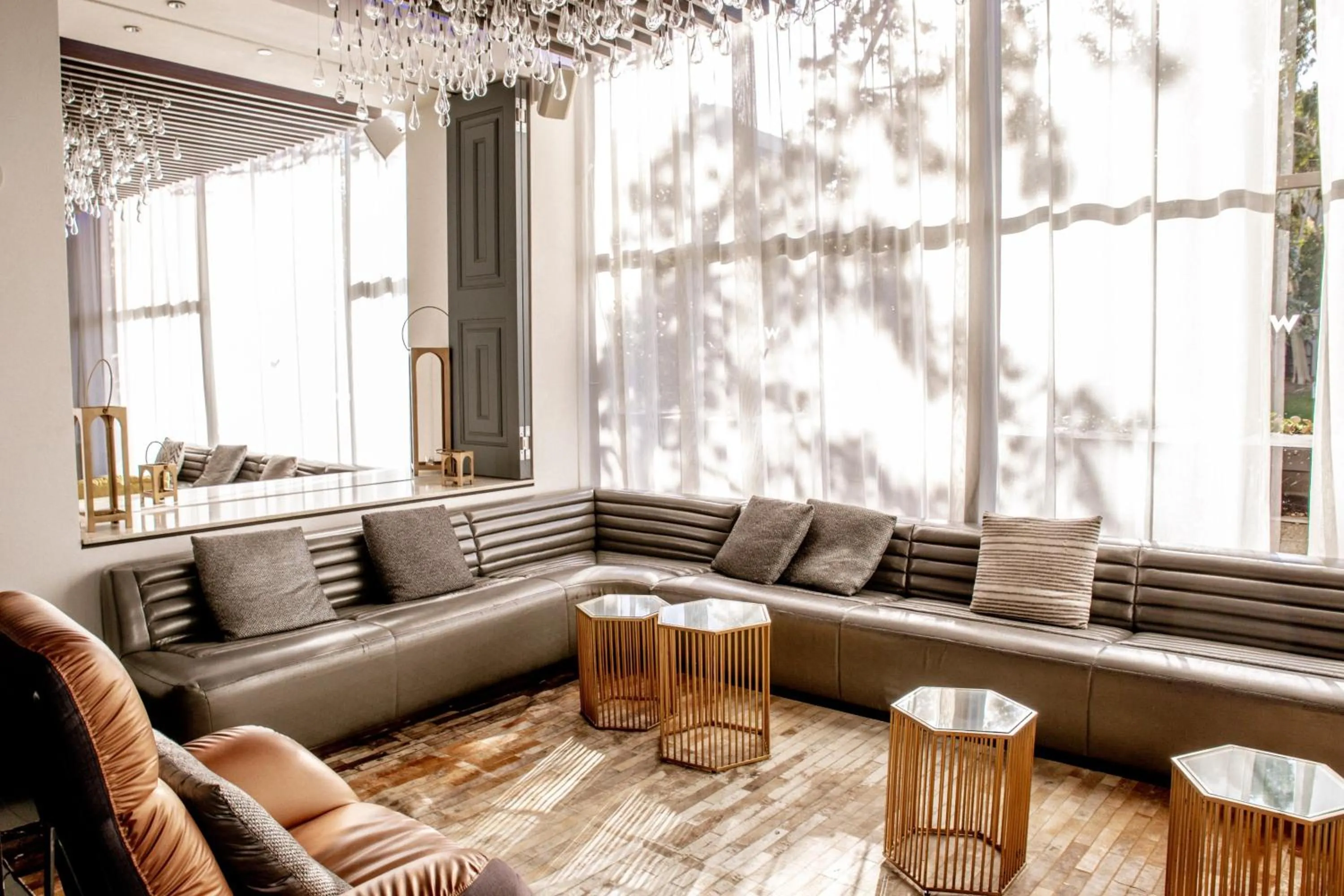 Lobby or reception in W Los Angeles – West Beverly Hills