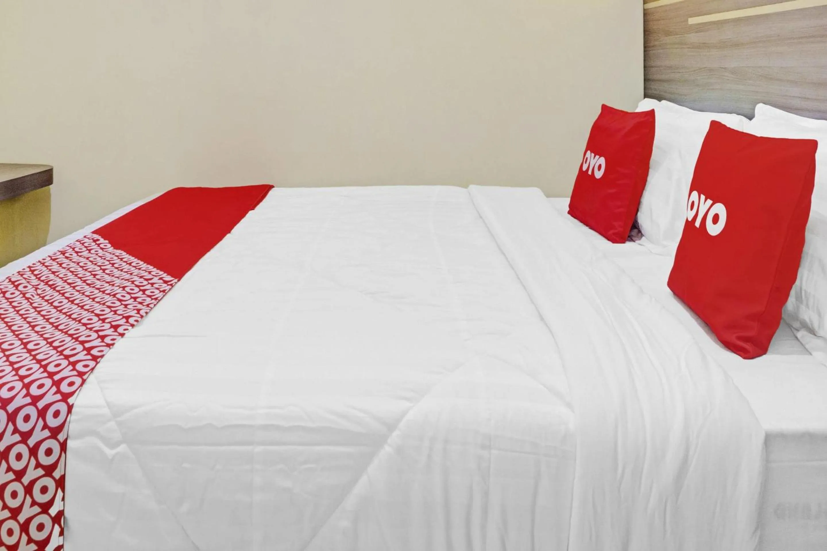 Bedroom, Bed in OYO Life 90737 Losmen Aini Syariah