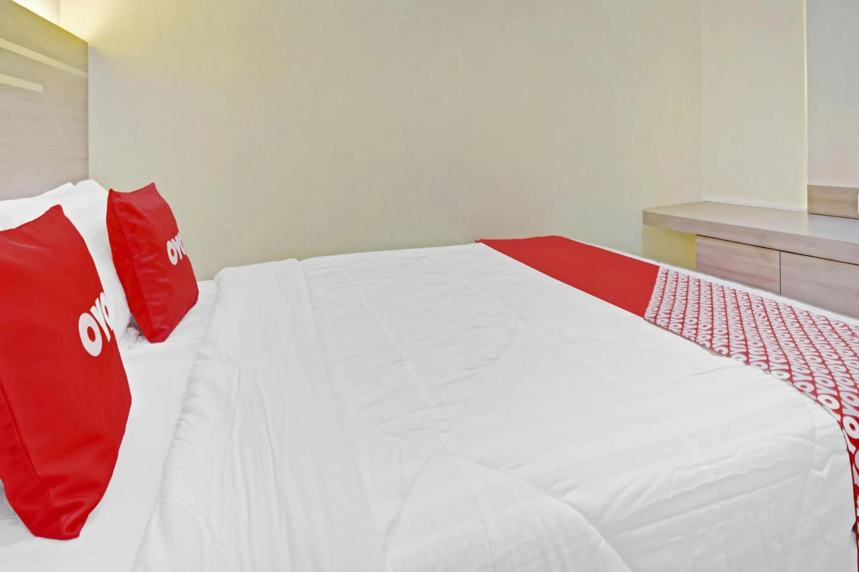 Bedroom, Bed in OYO Life 90737 Losmen Aini Syariah