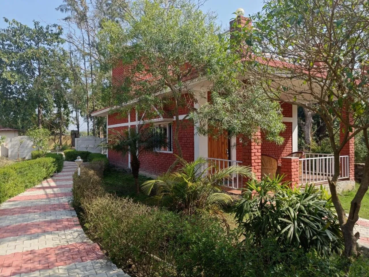 Garden view in Vanasthali Jungle Resort Jim Corbett