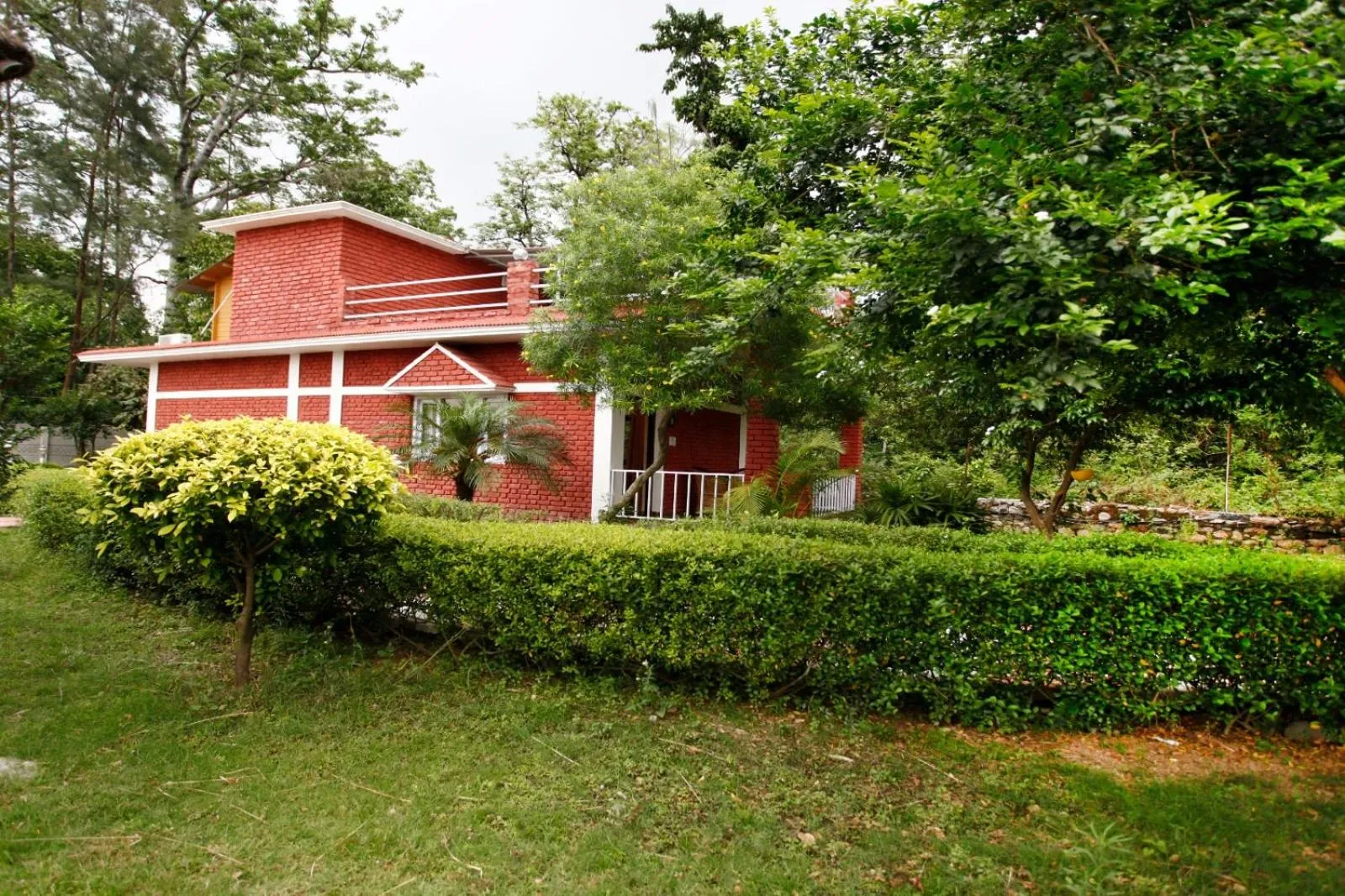 Facade/entrance in Vanasthali Jungle Resort Jim Corbett